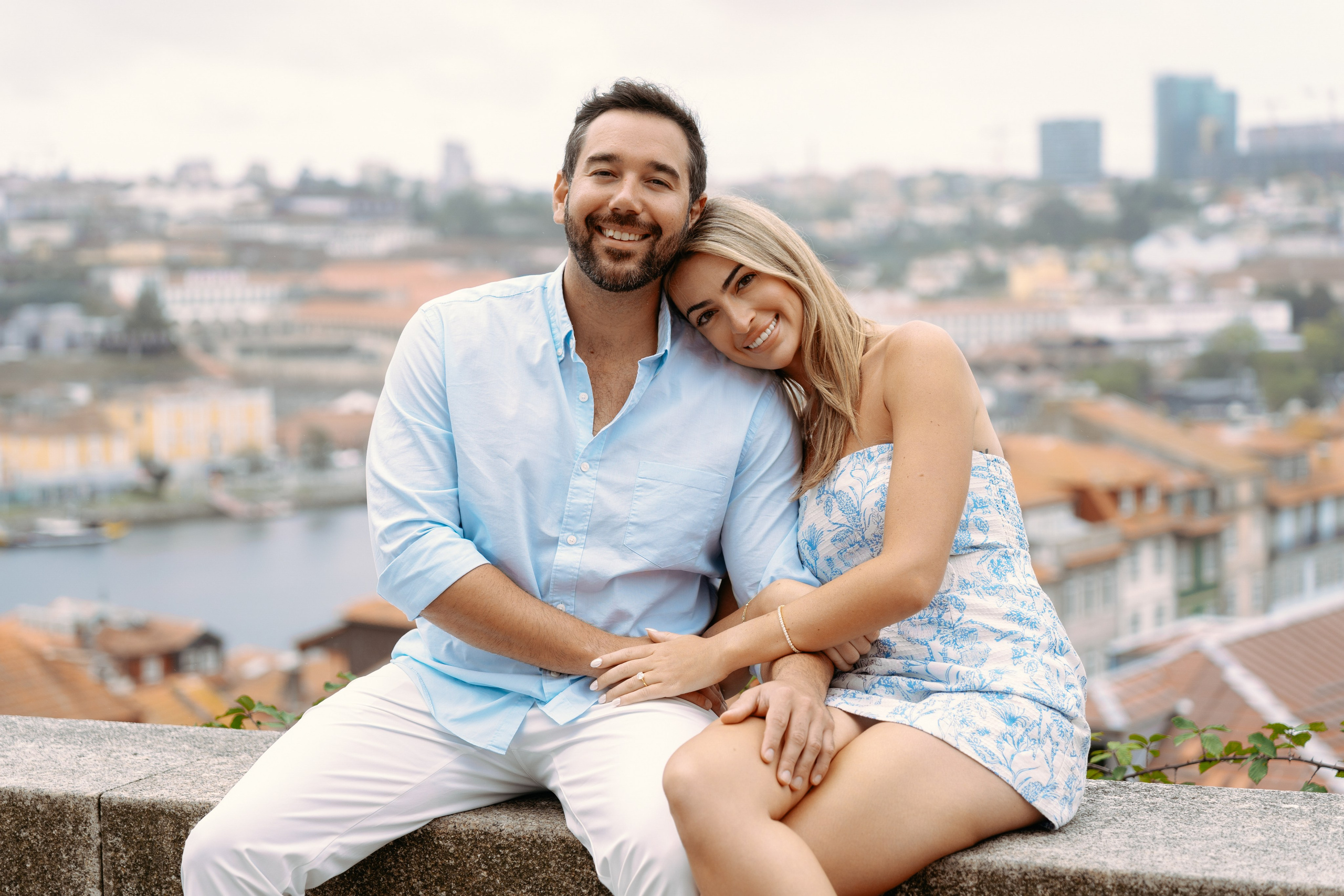 LOVE STORY IN PORTO. Sessões de fotos e vídeos, tours fotográficos em Portugal — WePortugal