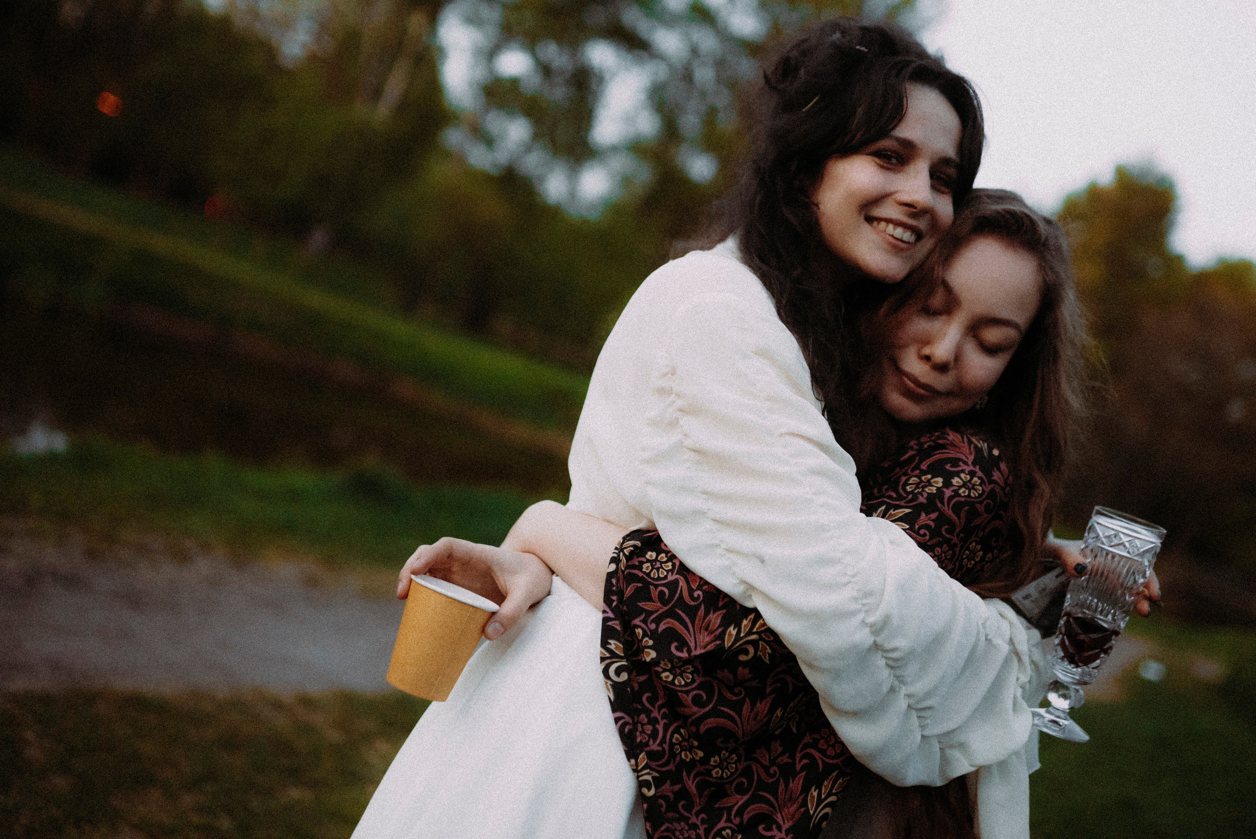 2024. Стрит-фотография, полная абсурда, идиотизма и красоты