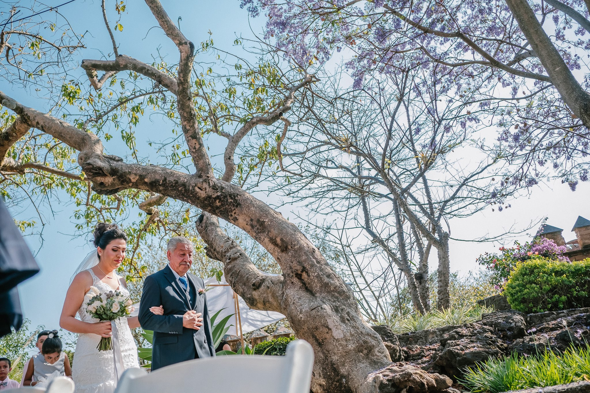 Yenisel & Raul / Tepoztlan. Wedding and family photographer in Mexico City