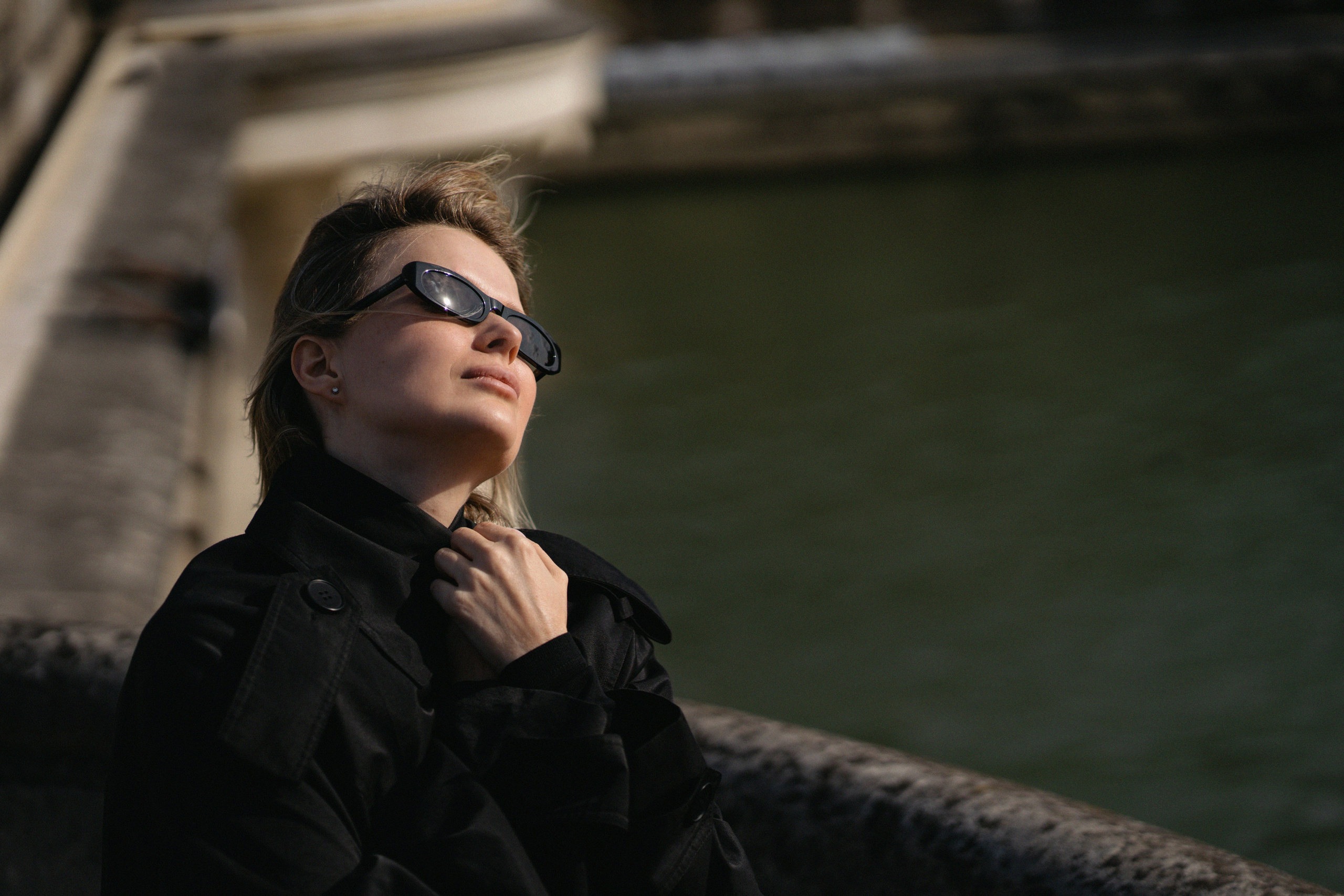 Минимализм и стиль. Портрет на набережных Сены. Ksenia Marchand/ Lifestyle фотограф в Париже