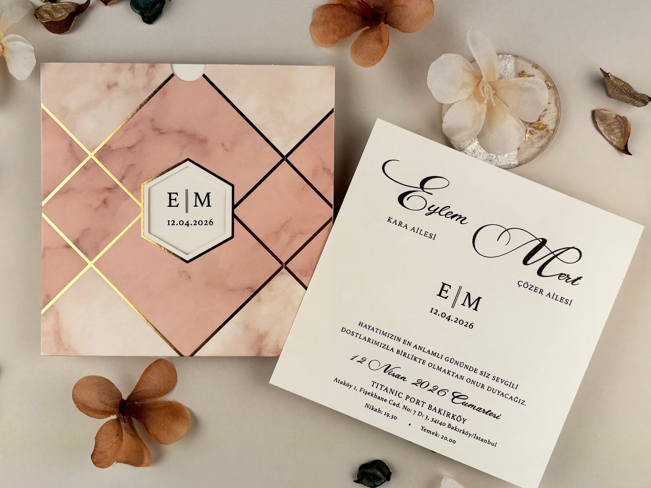 Invitații Elegante și Refined: Catalogul Ellite | Nunta, Petreceri, Evenimente Corporate.- invitații nuntă  - modele invitații nuntă  - invitații nuntă 2025  - invitații de nuntă elegante  - invitații de nuntă personalizate  - invitații nuntă online  - invitații nuntă handmade  - catalog invitații nuntă  - invitații originale nuntă  - invitații de nuntă moderne  - invitații nuntă vintage  - invitații nuntă rustice  - invitații nuntă clasice  - design invitații nuntă  - invitații de nuntă cu tematică.- invitații nuntă florale  - invitații nuntă boho  - invitații nuntă aurii  - invitații nuntă minimaliste  - invitații nuntă cu sigiliu  - invitații nuntă cu acuarelă  - invitații nuntă cu fotografie  - invitații nuntă cu inițiale  - invitații nuntă elegante alb-negru  - invitații nuntă cu hârtie texturată  - invitații nuntă cu decupaj laser  - invitații nuntă cu flori uscate. - print invitații nuntă  - invitații nuntă personalizate cu numele mirilor  - invitații nuntă cu plic inclus  - invitații nuntă cu cartolină dublă  - invitații nuntă calitate premium  - invitații nuntă ieftine  - invitații nuntă rapide.- invitații nuntă România  - invitații nuntă București / Botoșani . Iași suceava- invitații nuntă cu livrare în țară  - invitații nuntă online România.- „Invitație de nuntă elegantă cu design floral și plic crem”  - „Model de invitație de nuntă vintage cu sigiliu de ceară”  - „Set complet invitații de nuntă personalizate cu inițialele mirilor”  - „Invitație de nuntă modernă cu design minimalist și text negru pe fundal alb”  - „Invitație de nuntă rustică pe hârtie kraft cu șnur de iută”  - „Invitație de nuntă cu decupaj laser și detalii aurii” - „Invitație de nuntă în stil boho cu imprimeu floral colorat”  - „Invitație romantică de nuntă cu flori uscate și panglică din satin”  - „Invitație de nuntă clasică cu monogramă și font caligrafic”  - „Invitație de nuntă în stil glamour cu folie aurie și text embosat”- „Model de invitație de nuntă 2025 cu design elegant și font modern”  - „Cele mai noi invitații de nuntă 2025 – stil floral, sofisticat”