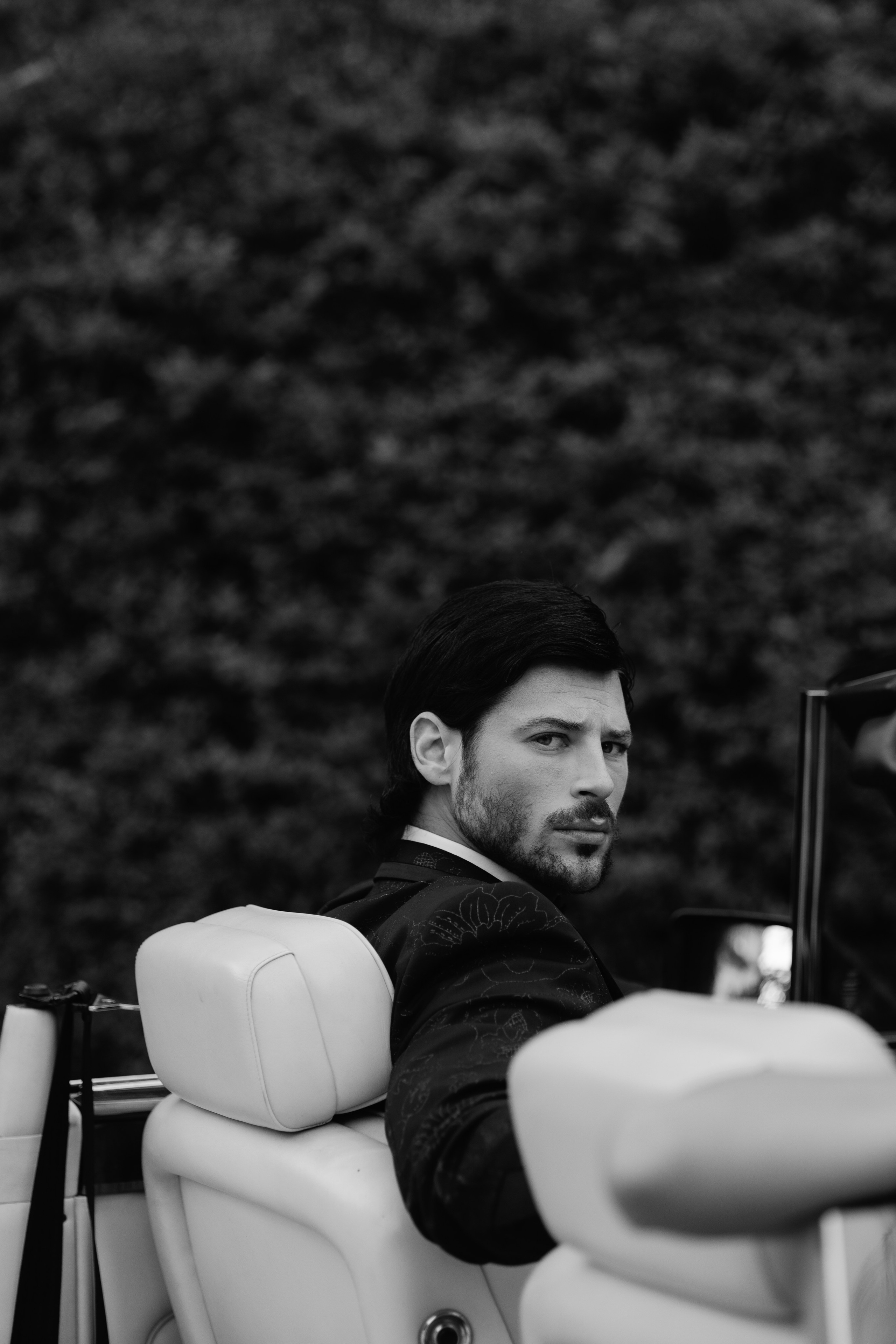 Catherine and Samuel. Sara Luca Wedding Photographer in Italy and Europe