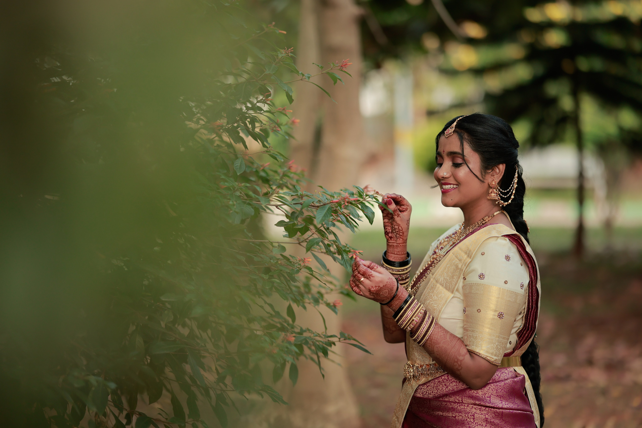 THANUJA X PRAVEEN. The Light Story | Wedding Photography in Mysuru, Karnataka