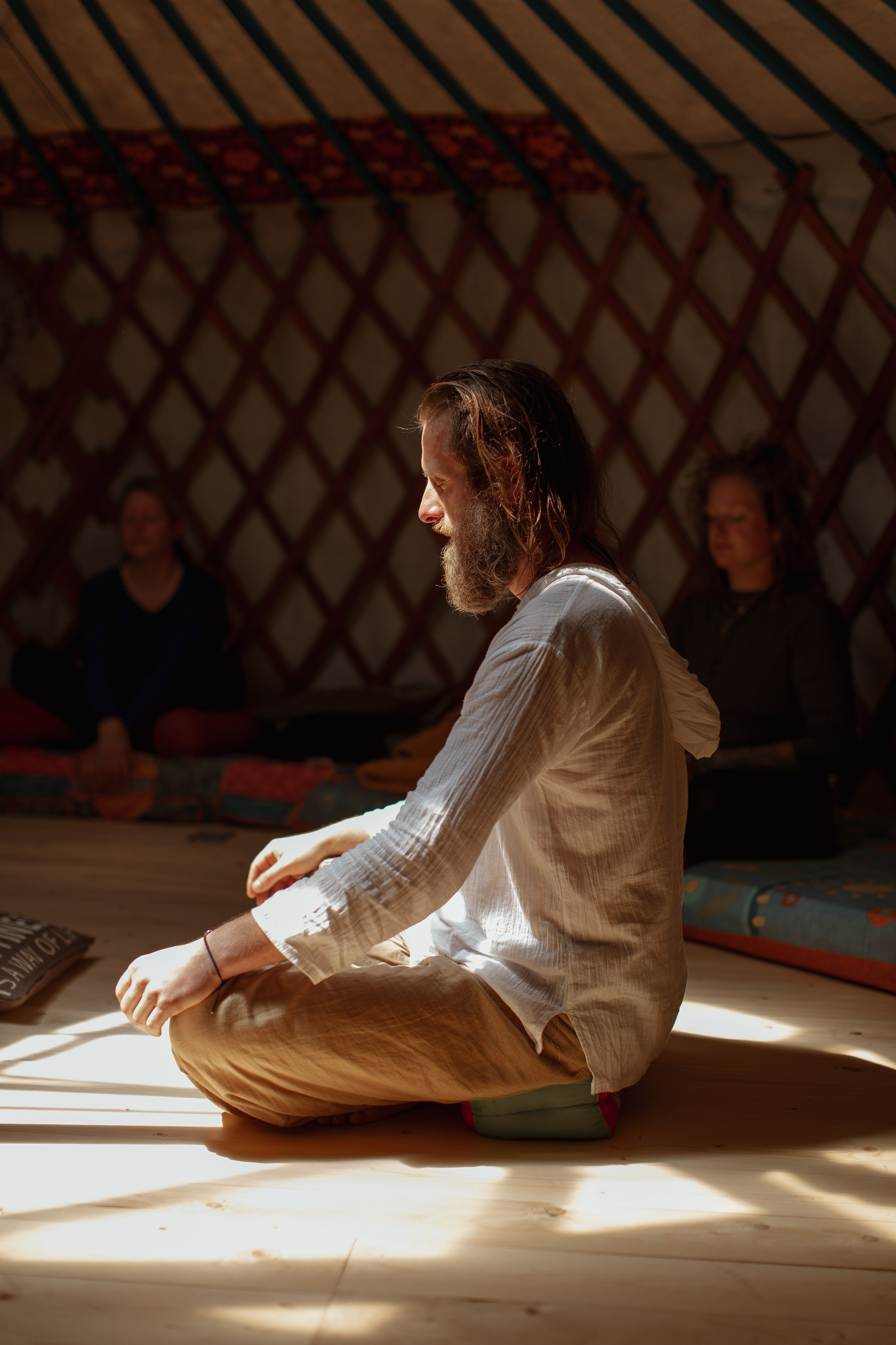 High vibes retreat reportage. True self