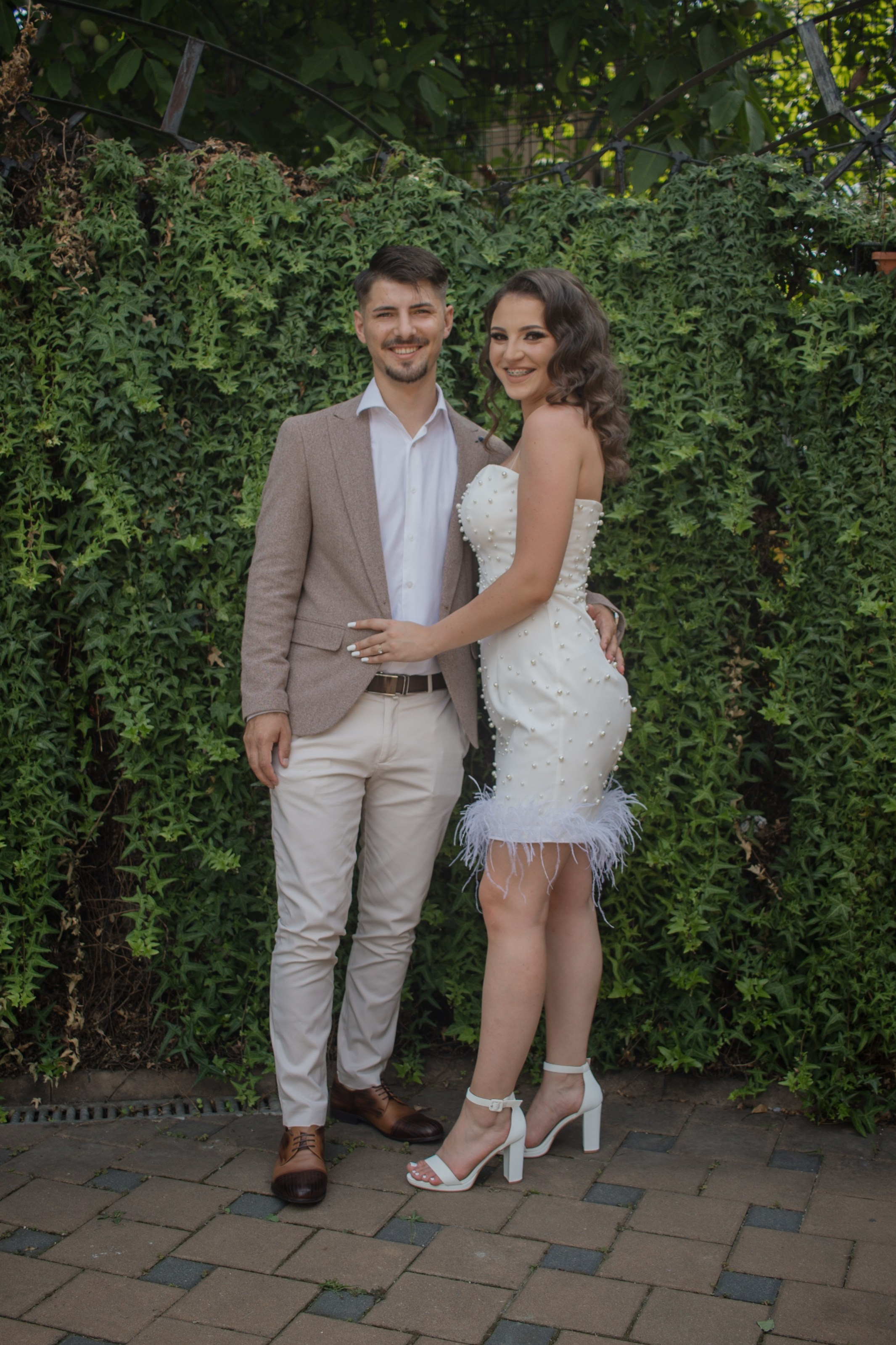 Ana & Mihai. Fotograf si videograf — evenimente si studio
