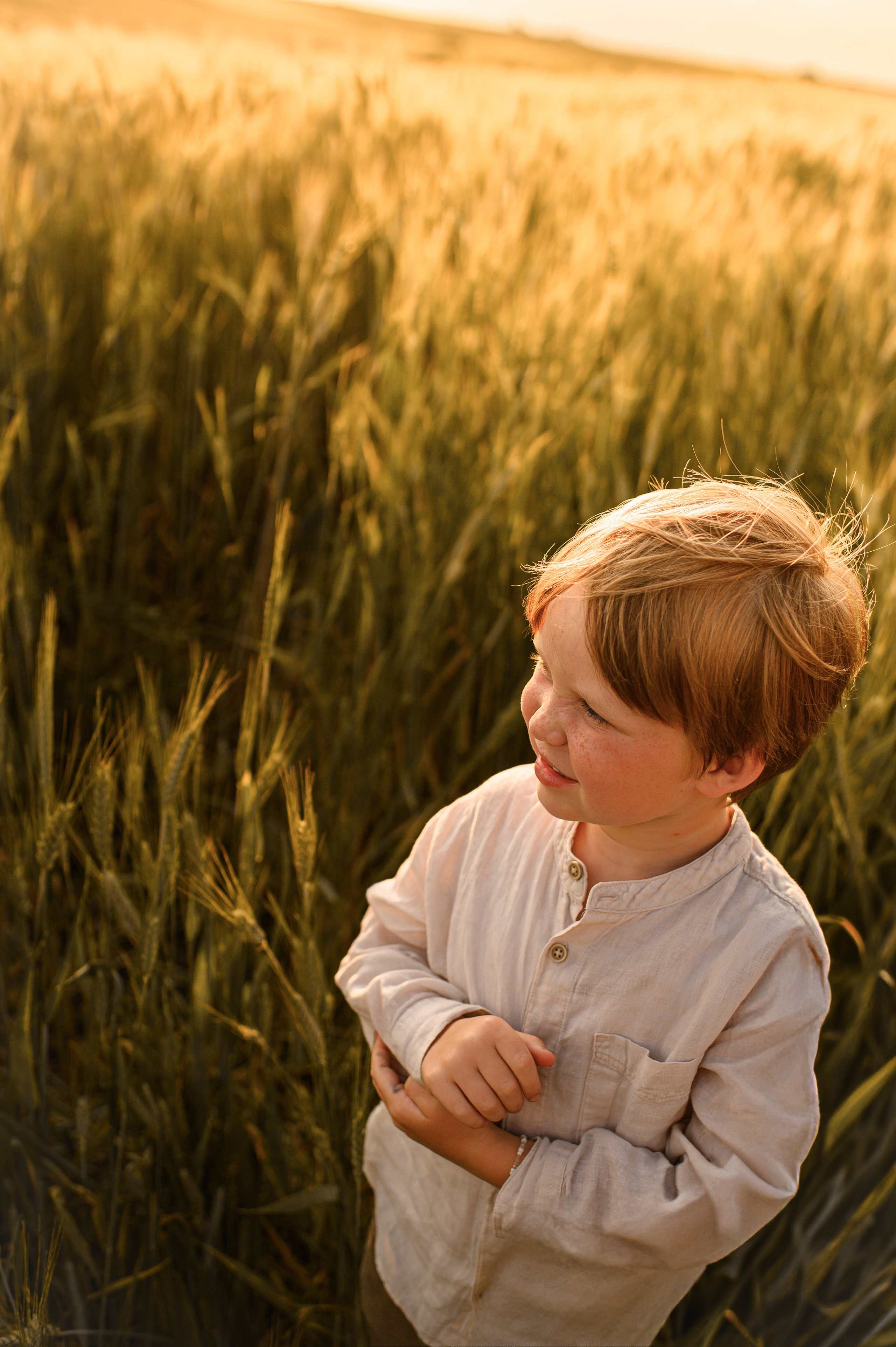Wheat fields. Семейная, детская, портретная и предметная фотосъемка в Салониках