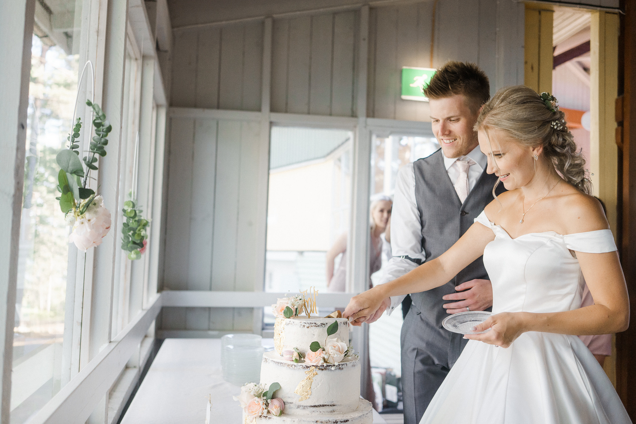 Hääkuvaaja Porvoossa | Unohtumattomat Hetket Hotelli Runosta Tanssisaarelle