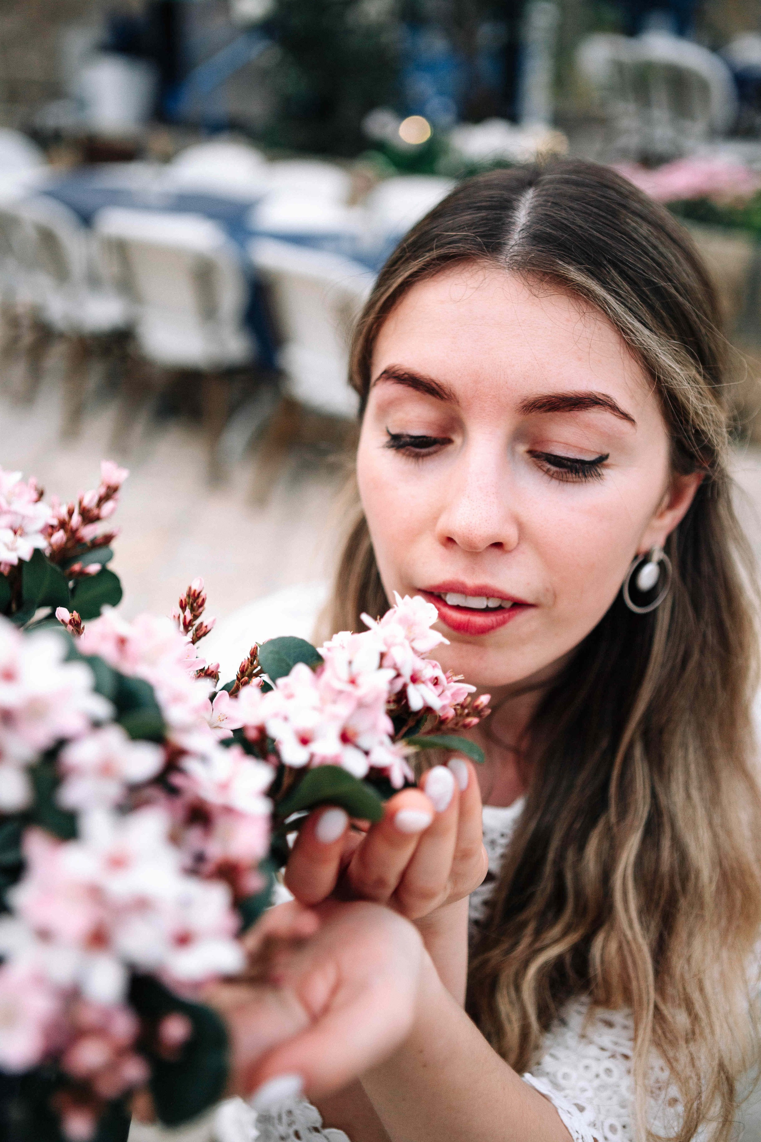 LOVERS IN JAFFO. PHOTOGRAPHER IN ISRAEL