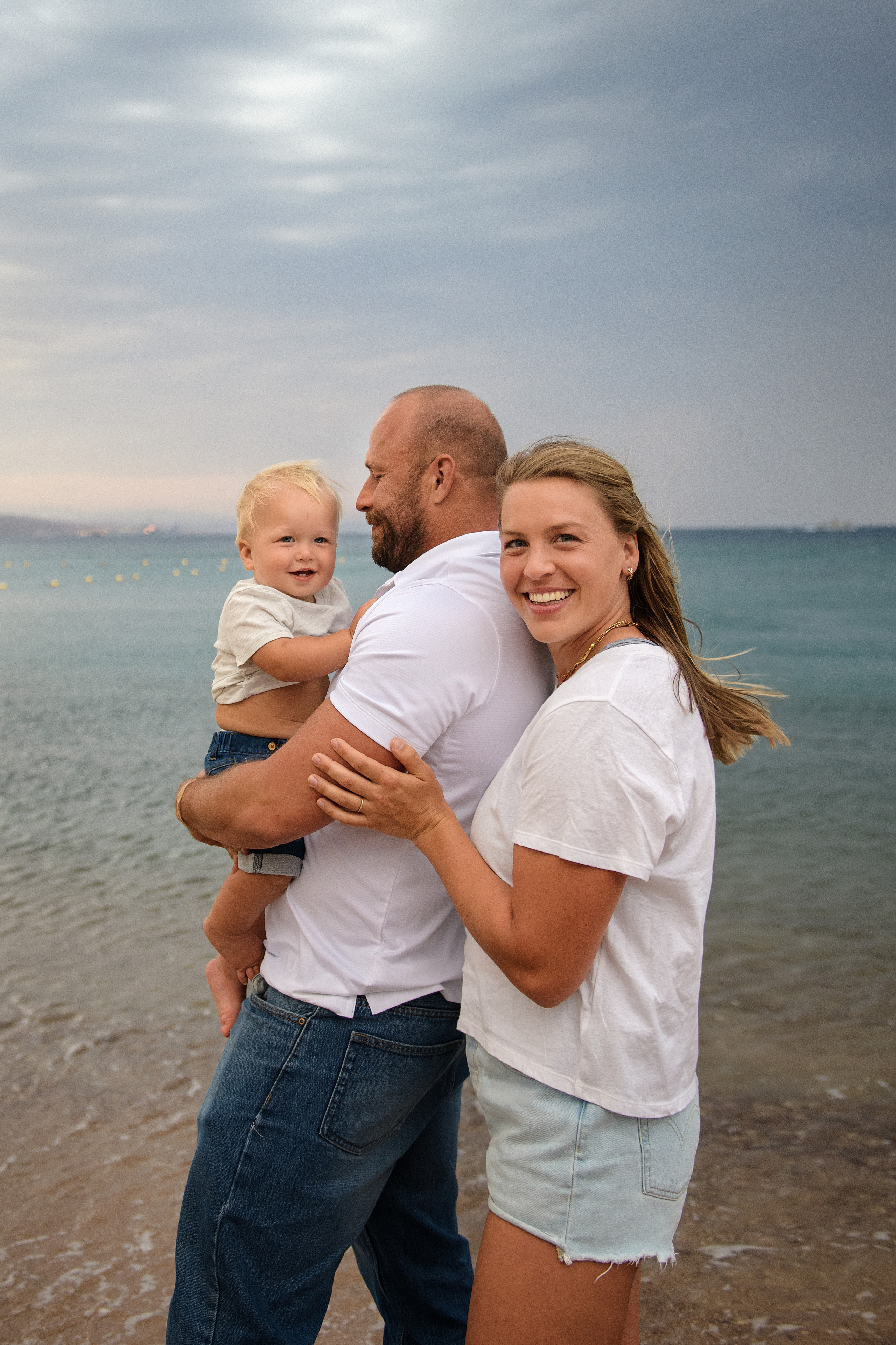 1 year Mason's anniversary on the sea beach. Семейный детский беременности love-story фотограф Эйлат Израиль Ольга Амчиславски