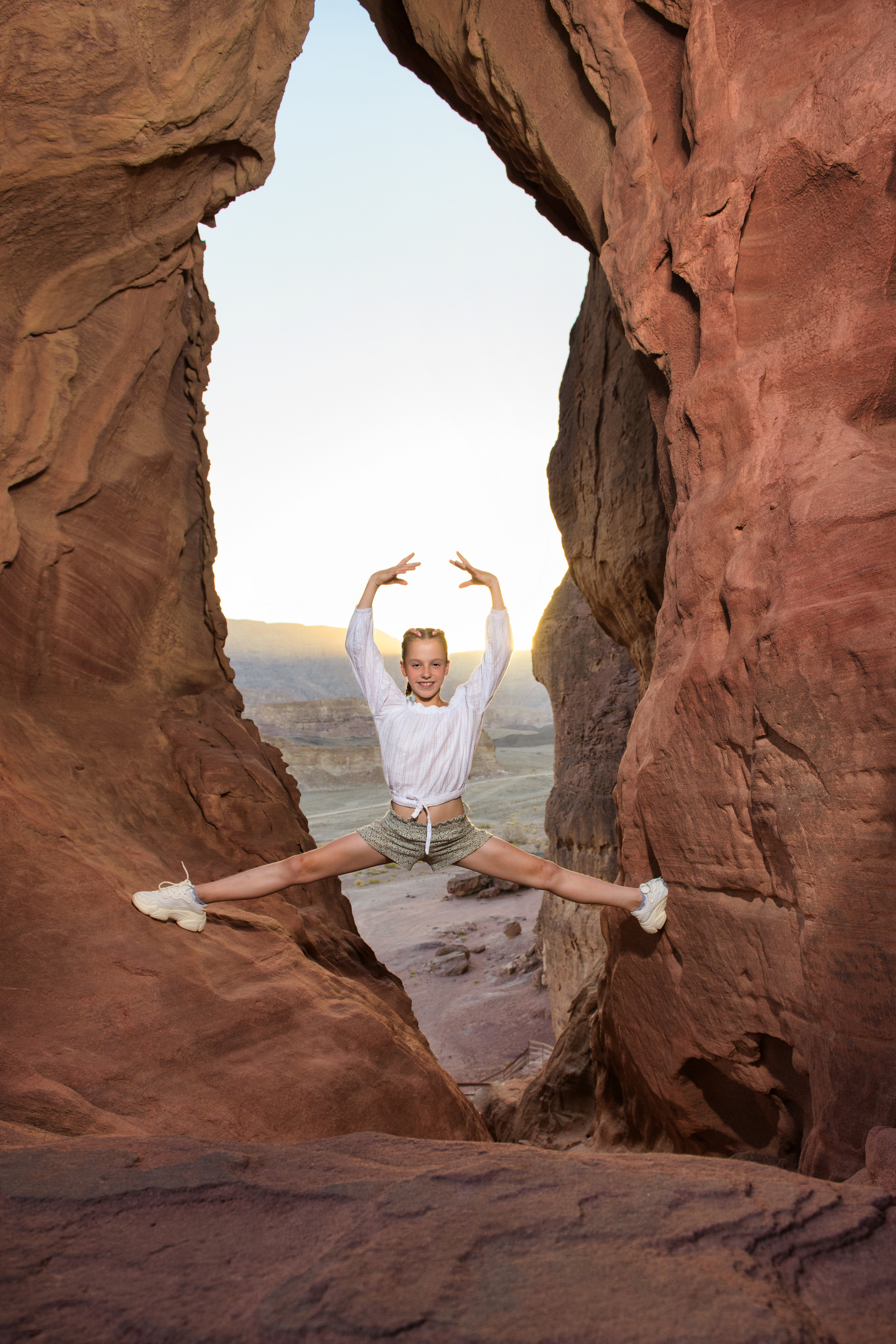 Vivi's Batmizva in the Timna desert. Семейный детский беременности love-story фотограф Эйлат Израиль Ольга Амчиславски