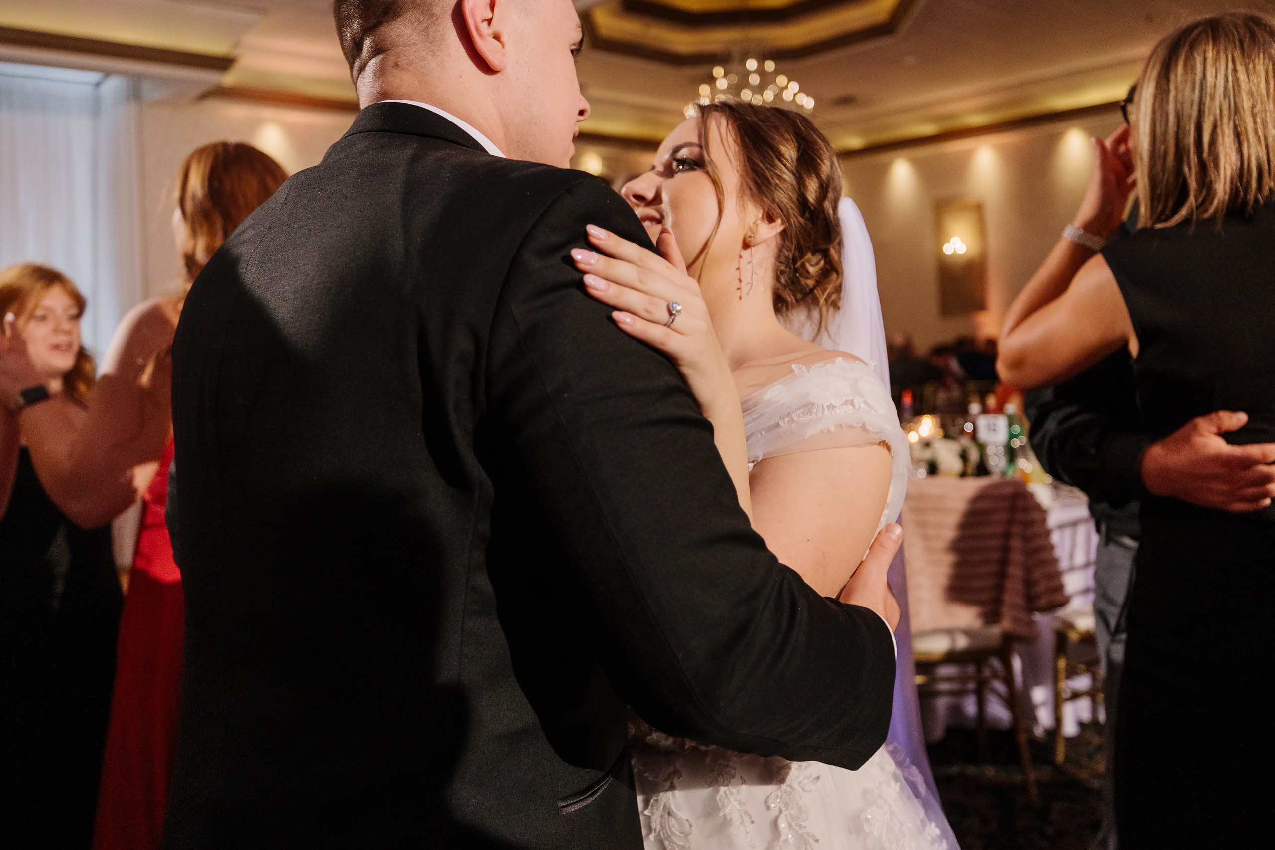 05.10.2024 Wedding. Wedding family event photographer in Chicago Nick Yushevich