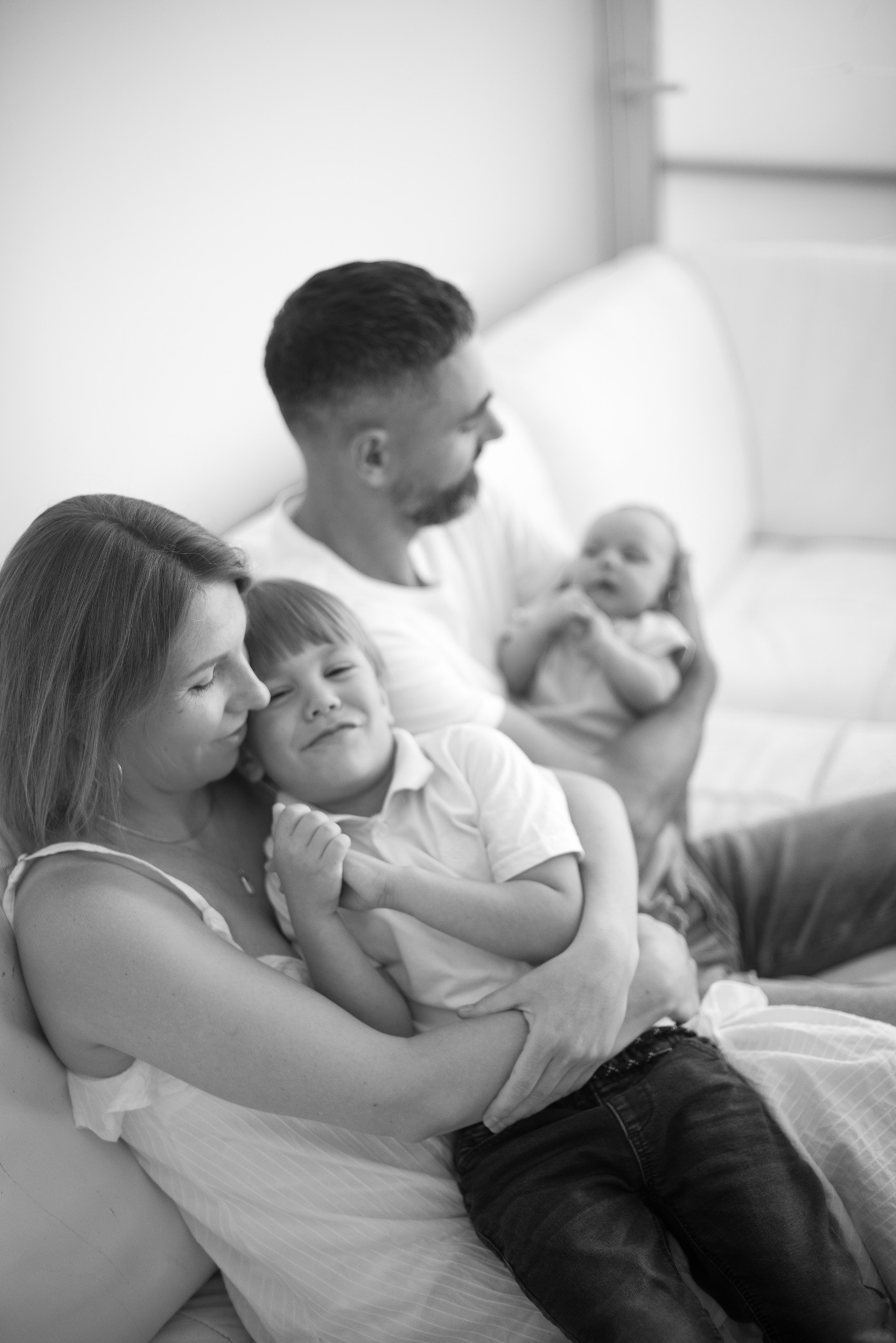 Катя, Андрей Мирон и Лео. Визуальный брендинг