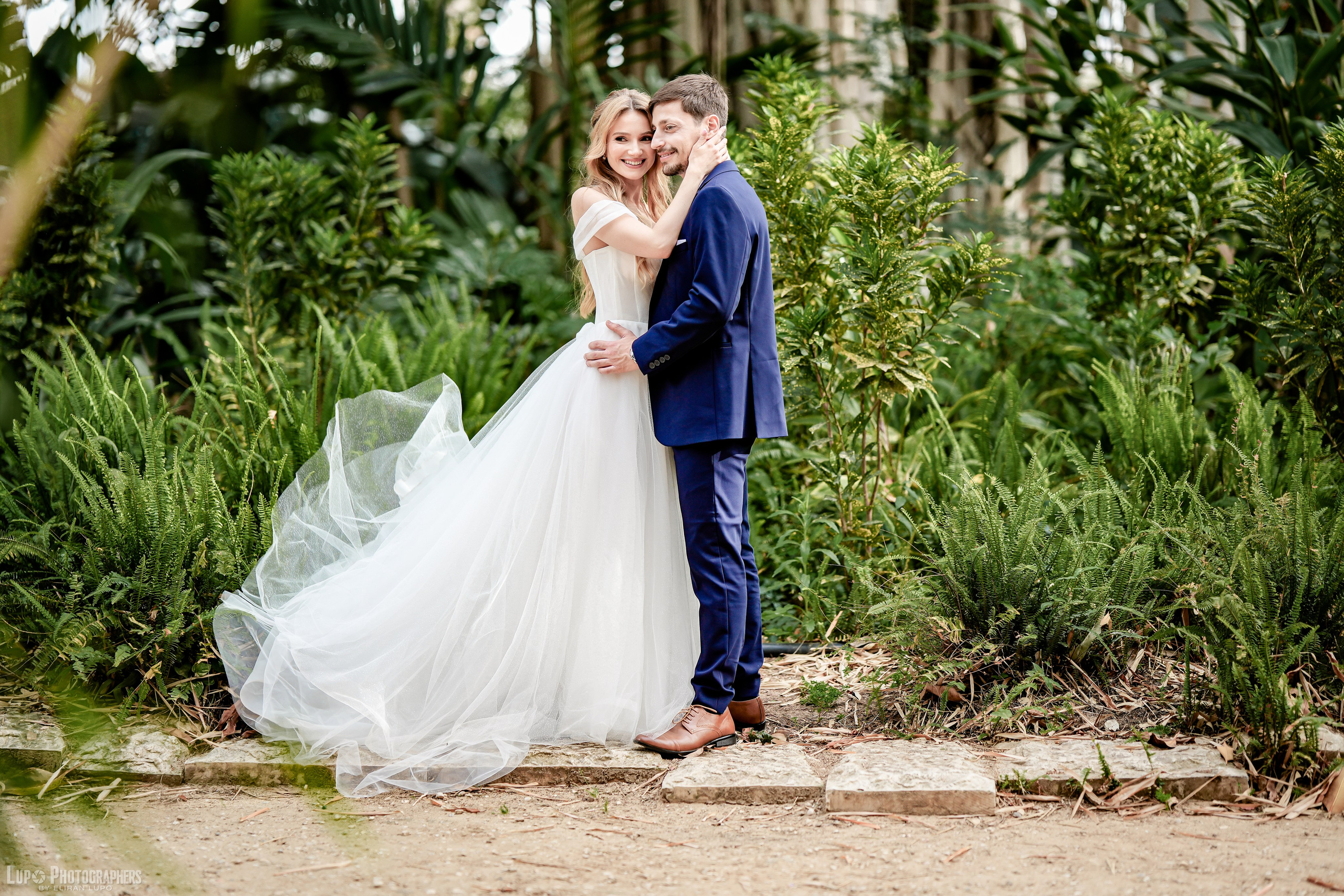 Jenny & Ofir. לופו צלמים — צילום חתונות ואירועים