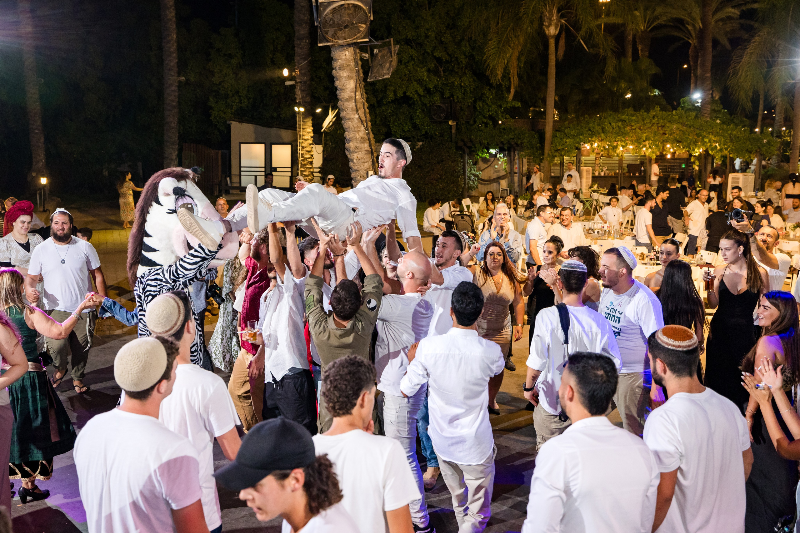 Doreen & RAZ. AMIR BUCHNIK PHOTOGRAPHER