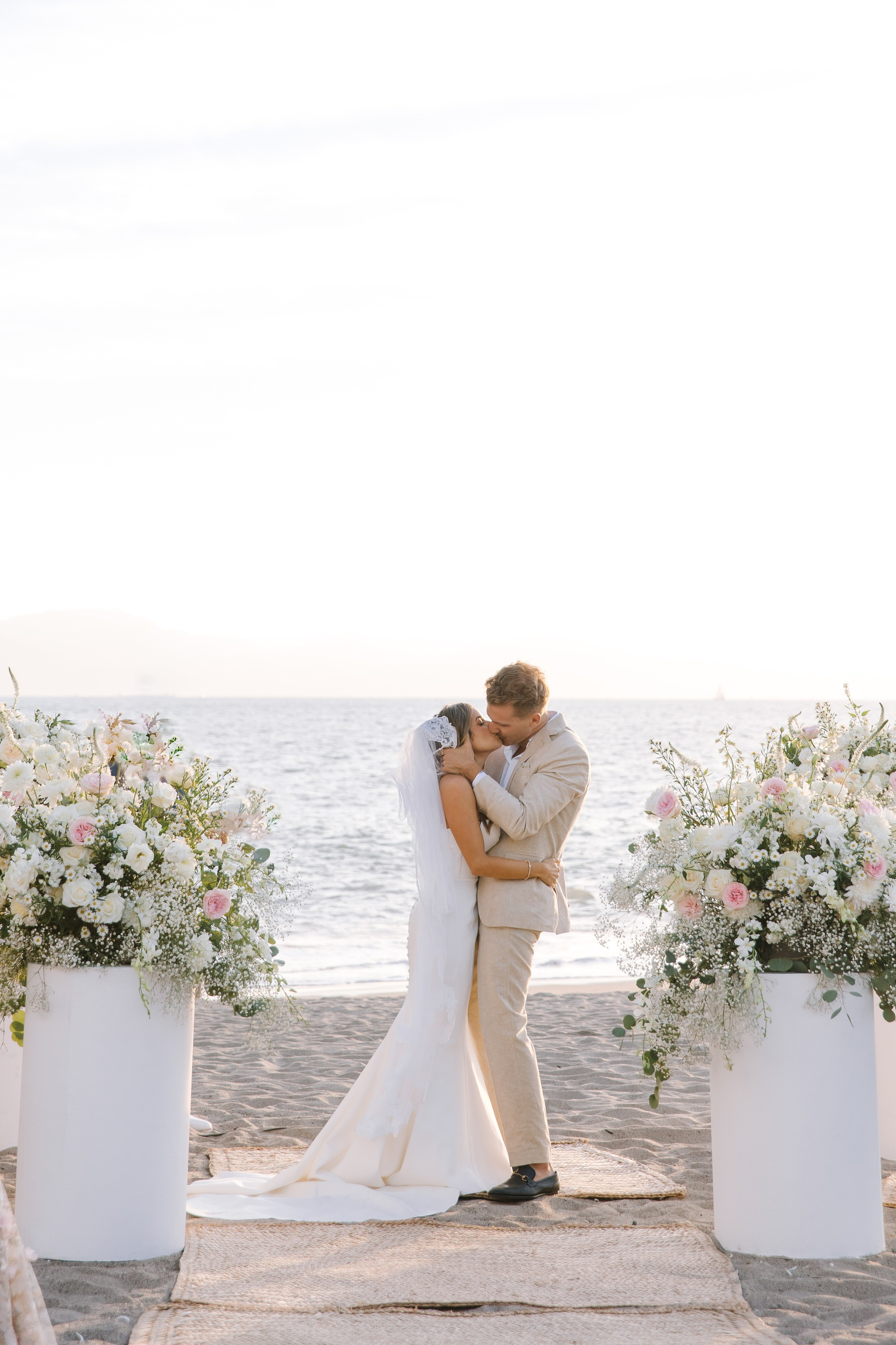 Marriott Puerto Vallarta Resort and Spa. Wedding photographer Mexico Sayulita Puerto Vallarta Punta Mita Cabo