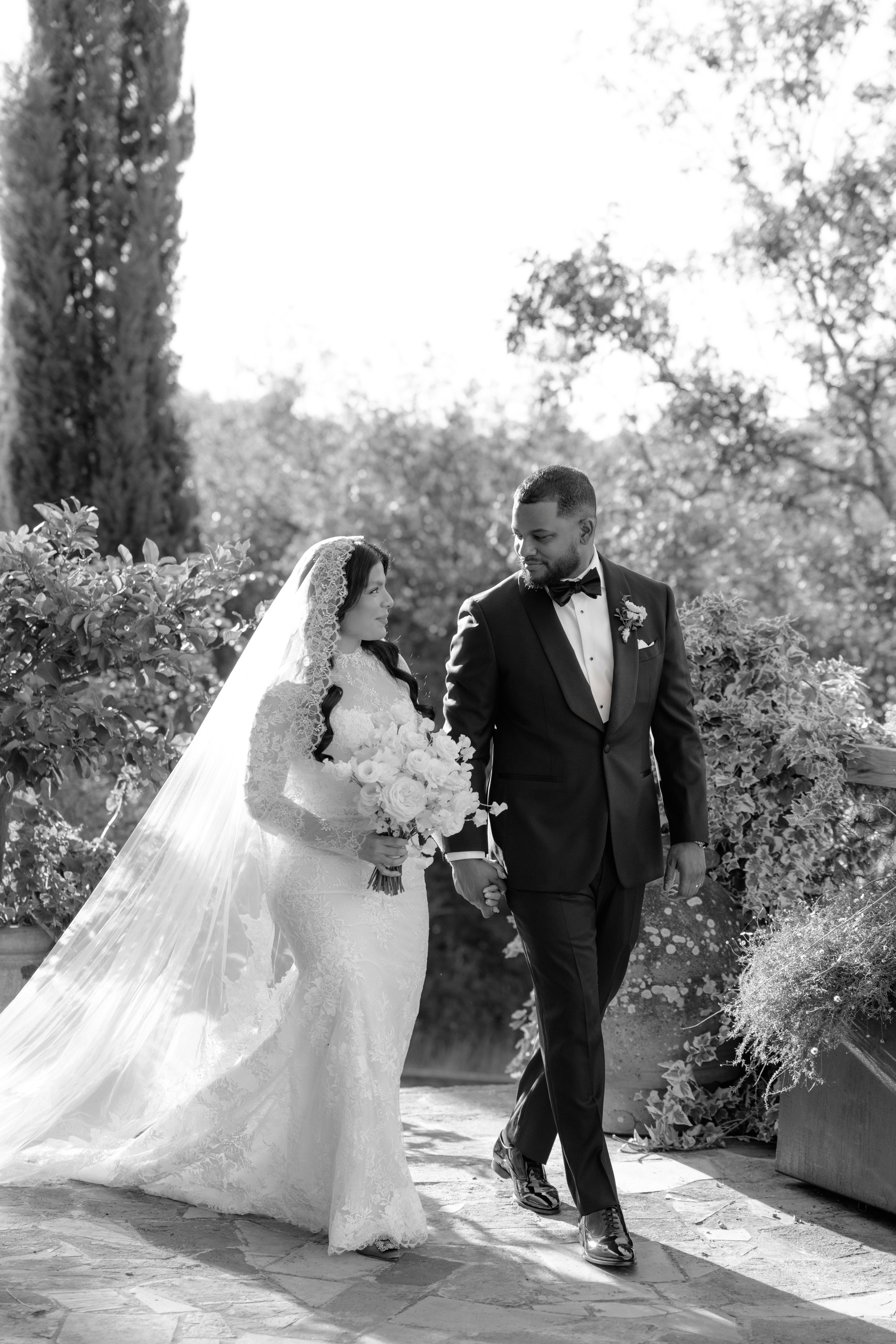 Mitcell&Melanie digital. Wedding photographer Italy