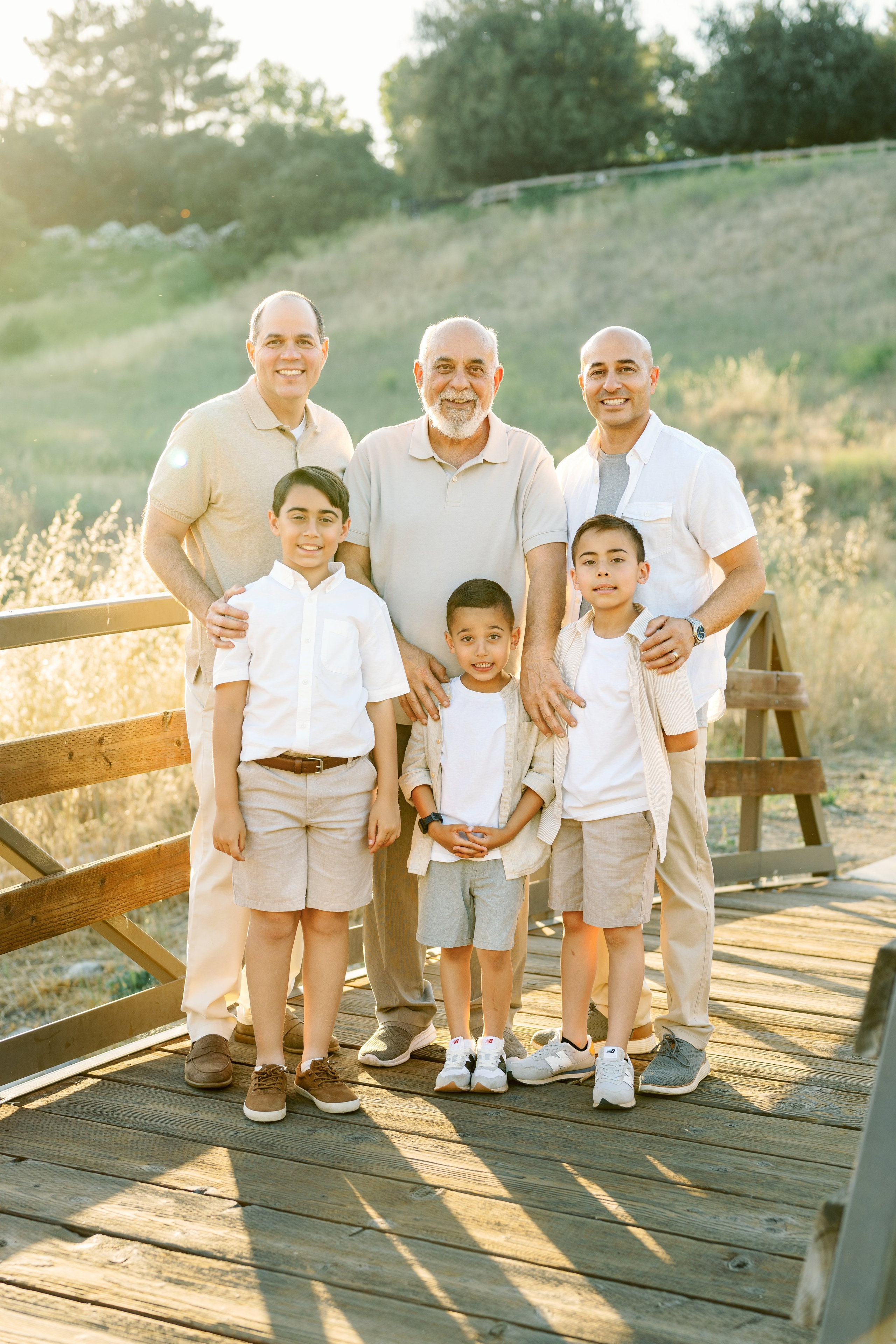 California, Los Angeles, Santa Clarita Family Photoshoot. Wedding Photography & Videography Team in California, Los Angeles, San Francisco, San Diego and Travel