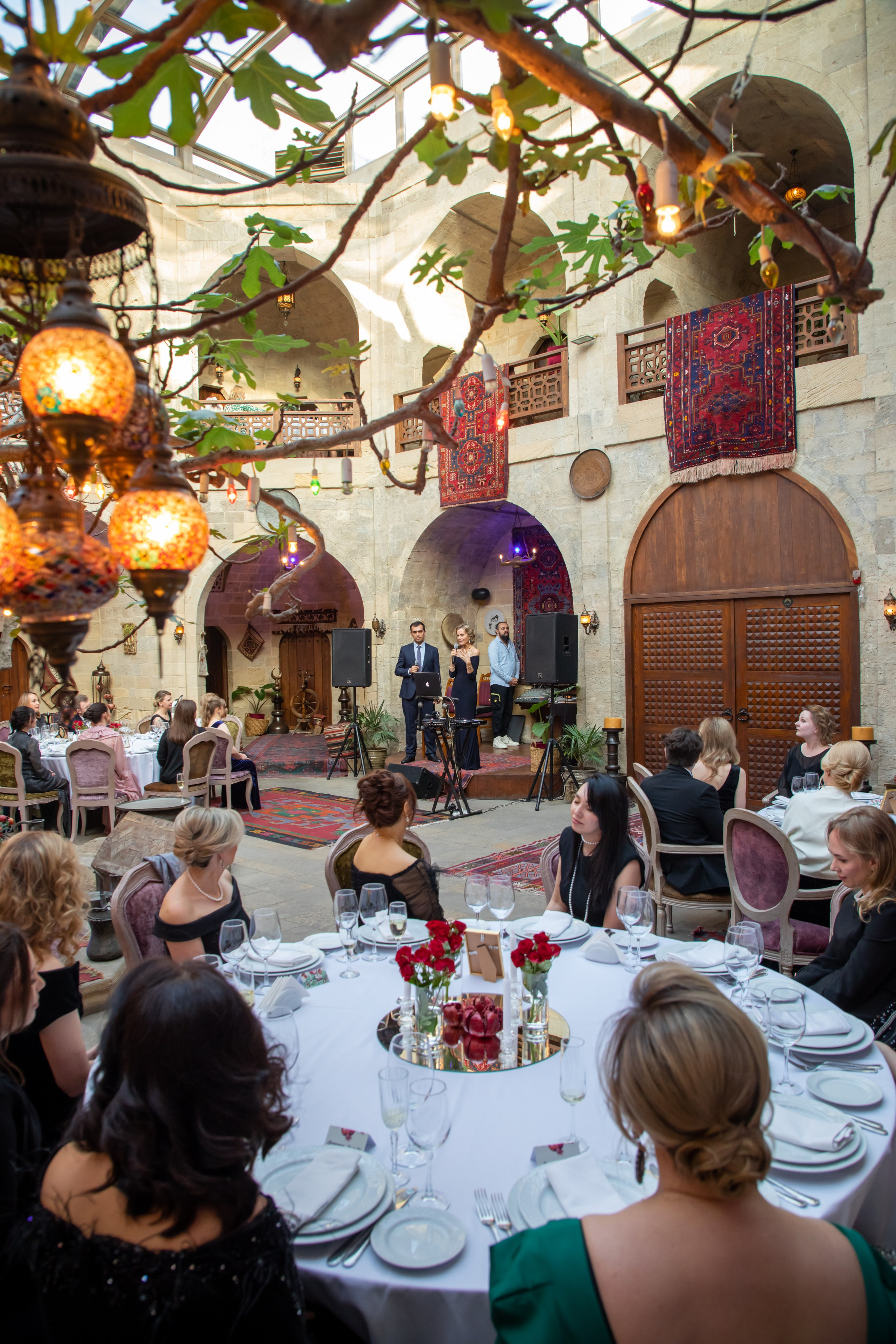 Gala-Dinner with the French Countess, the main etiquette expert Marie de Tilly. Baku Photographer