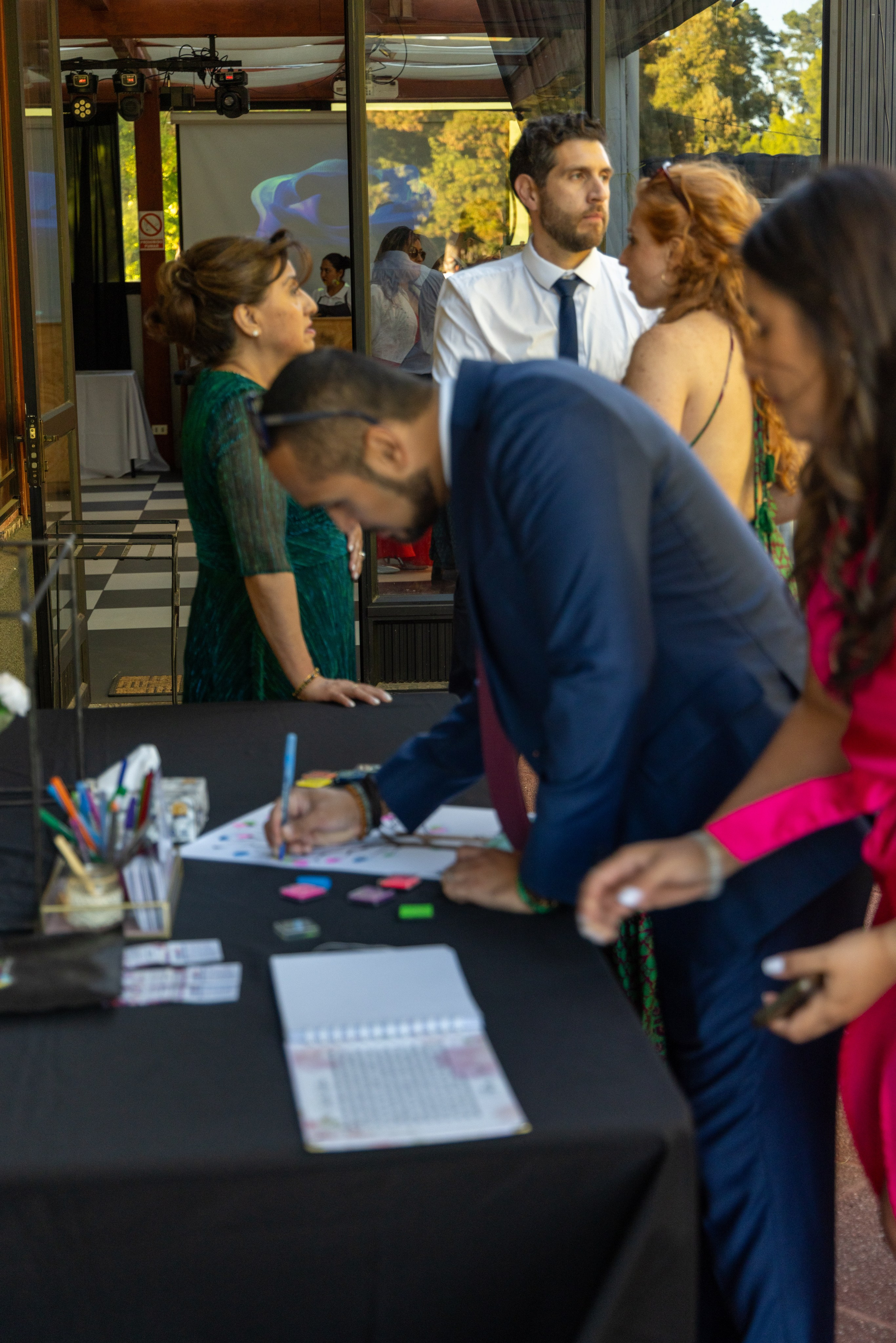 Katherin y Daniel. Dinka & Emilio - El arte de preservar lo que no se repite