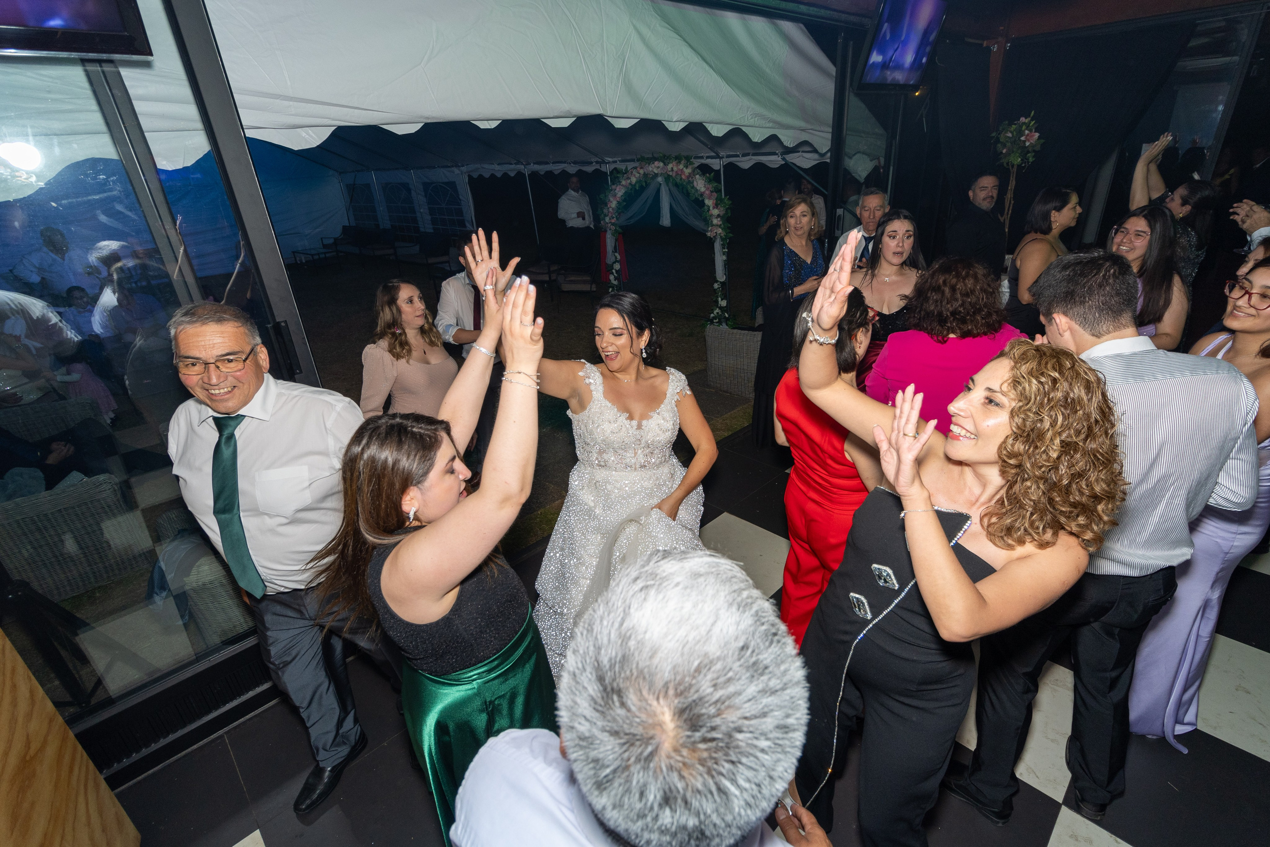 Katherin y Daniel. Dinka & Emilio - El arte de preservar lo que no se repite