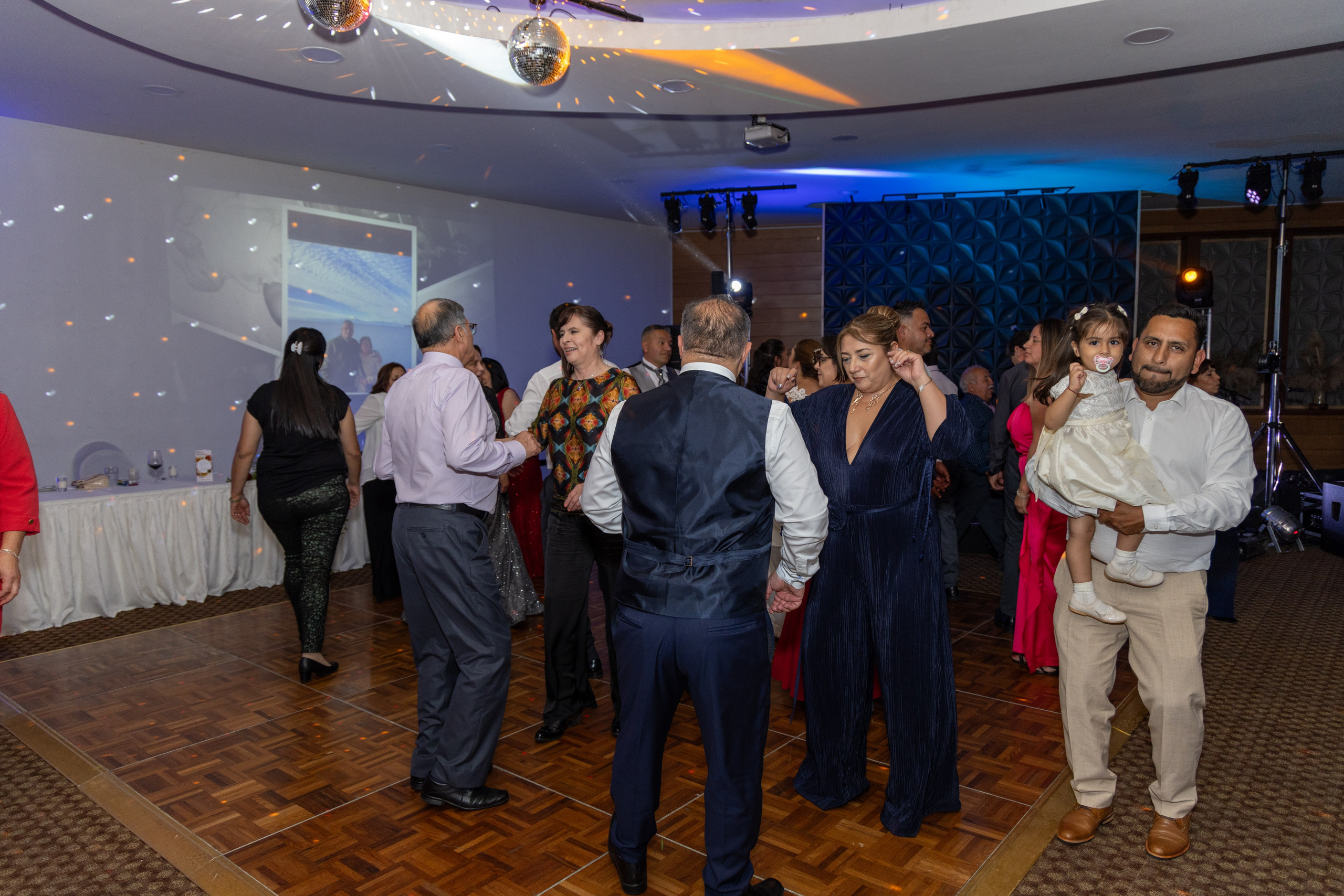 Silvia y Jorge. Dinka & Emilio - El arte de preservar lo que no se repite