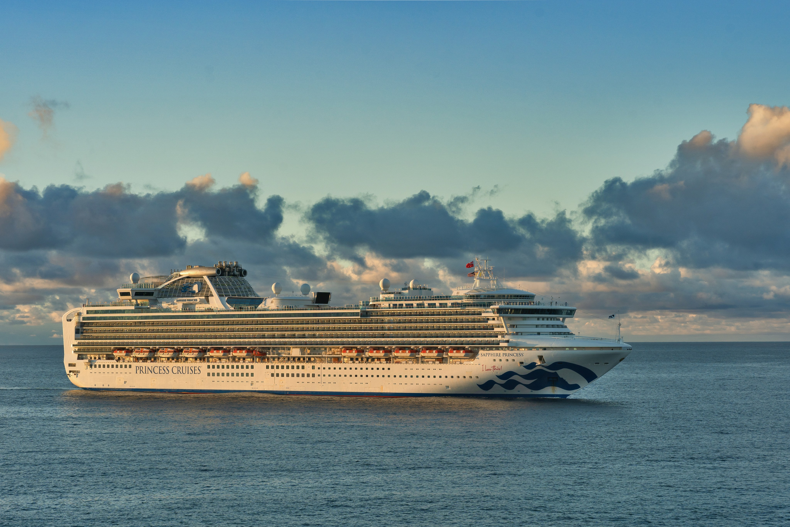 SHIPS. Awards winning photographer in Kauai, Hawaii