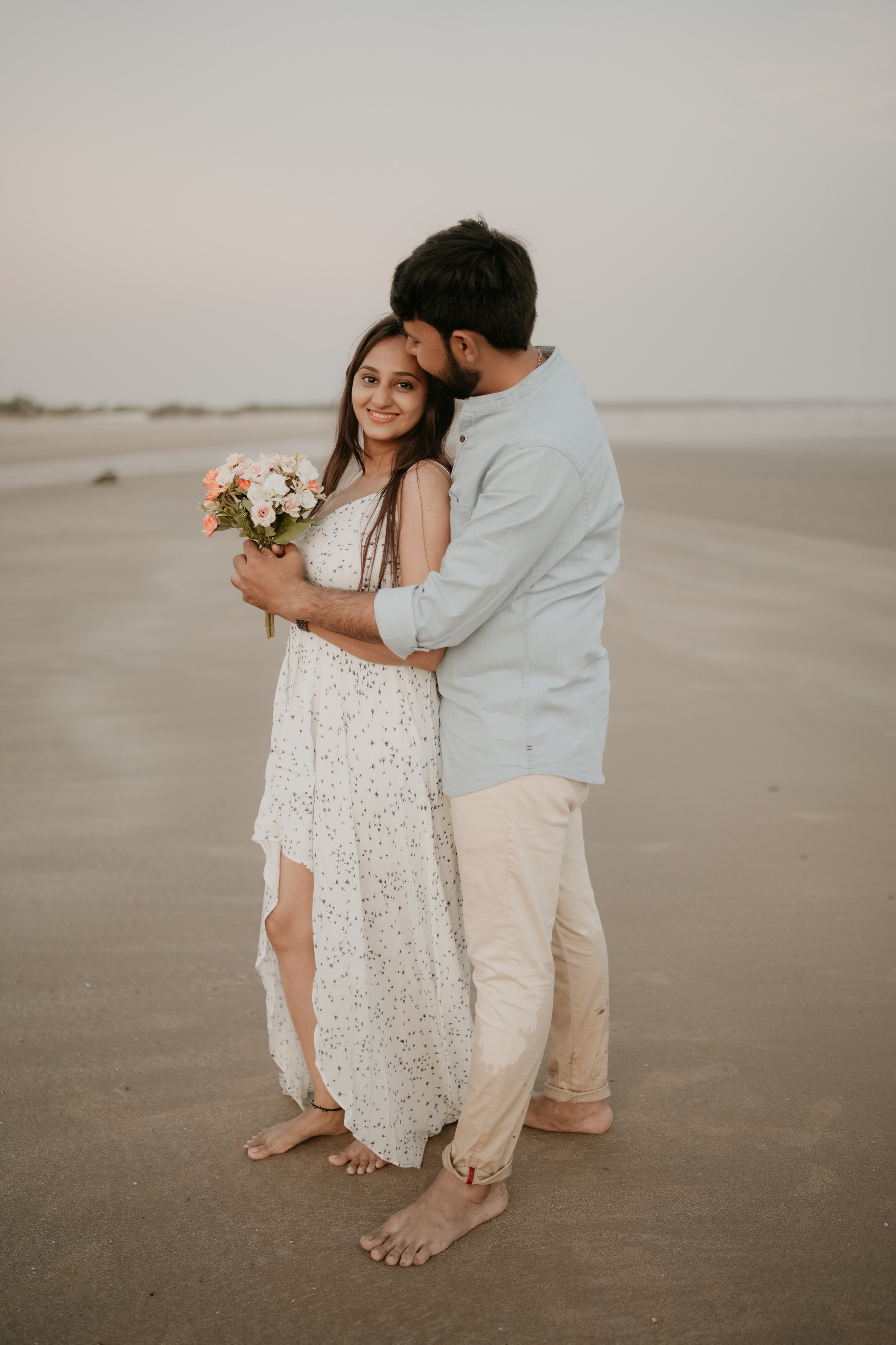 COUPLE SESSIONS. Love Emotions Weddings