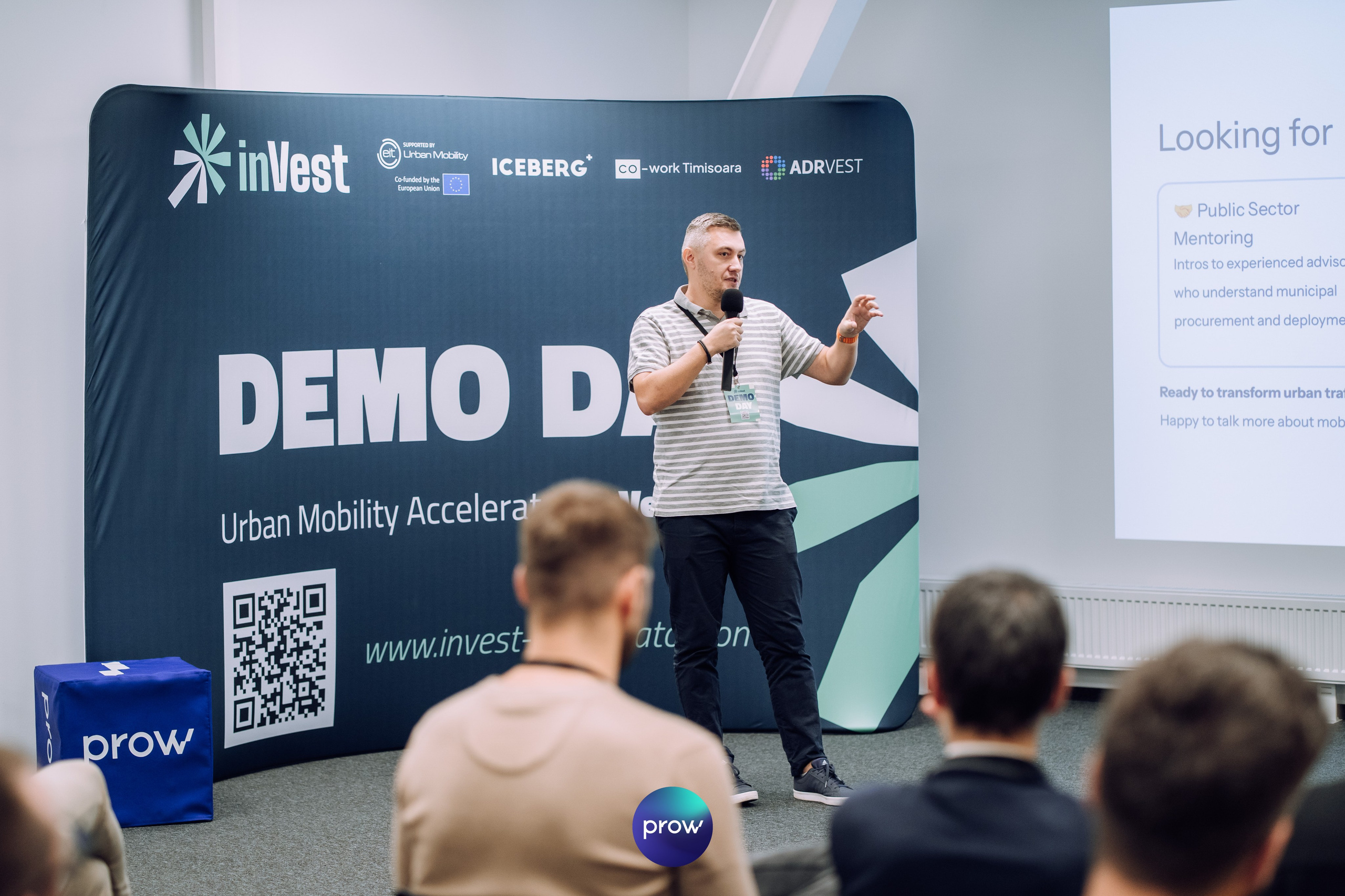 InVest DemoDay @ Cowork. Cozac Cristian Photographer