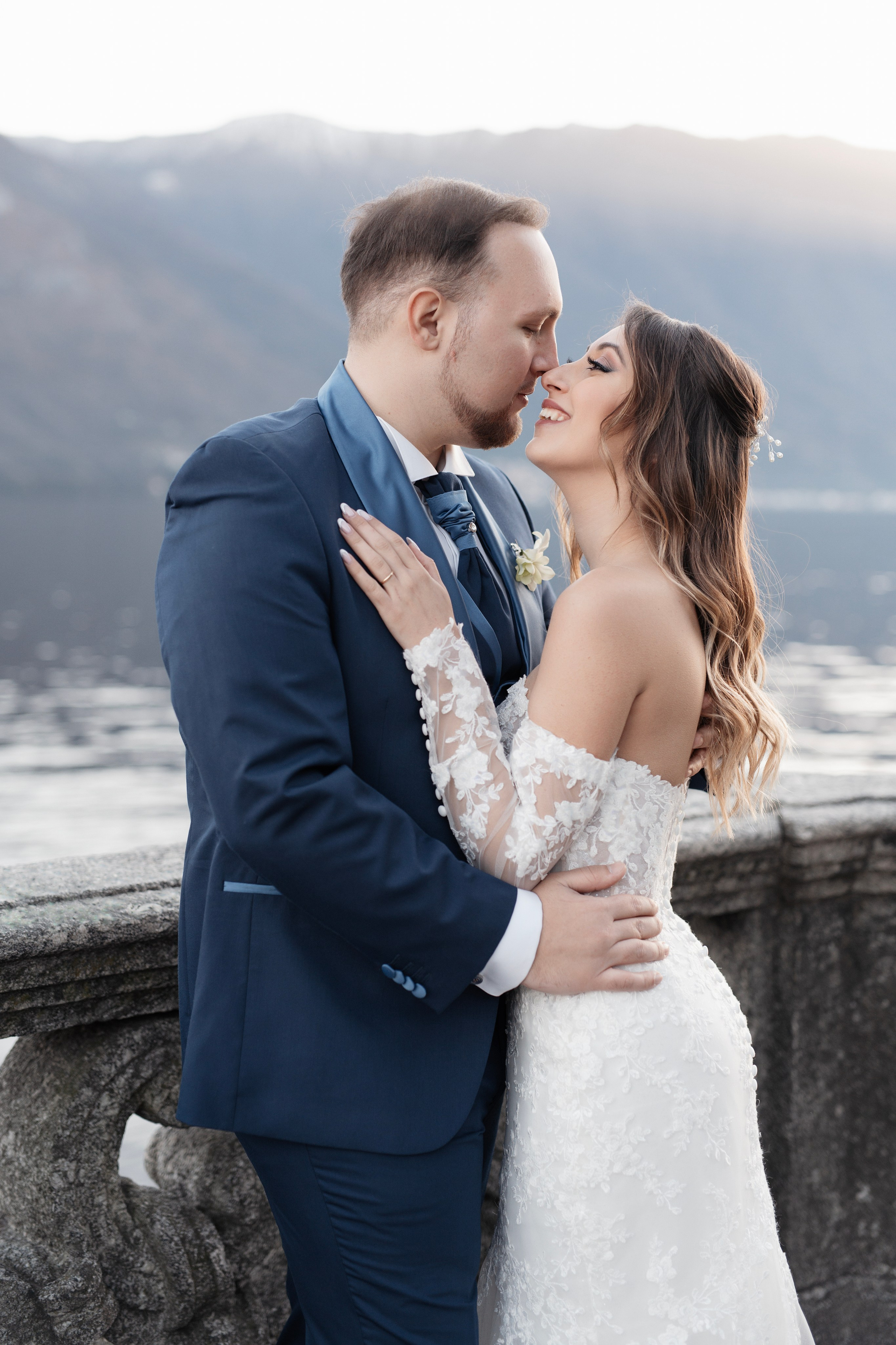 Olivelli Park Elopement on Lake Como. Fotografo matrimonio Lago di Como Ferrari Media Production
