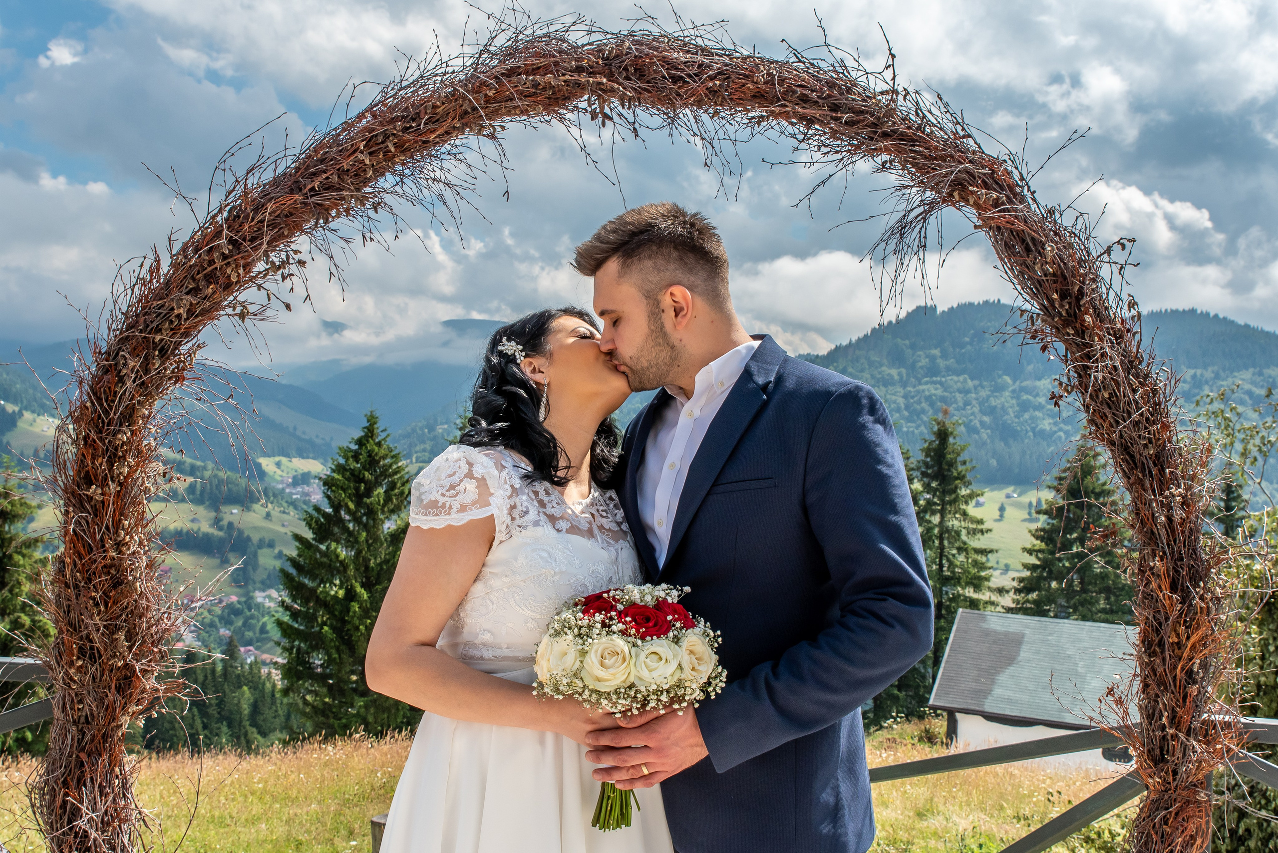 Nunți și căsătorii. Daniel Hașiegan