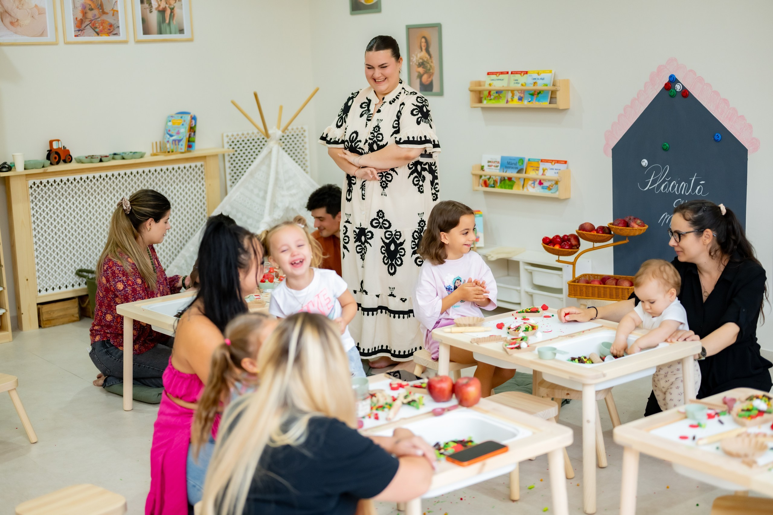 În atelier la senzorial. Atelier Senzorial Dobroești, lângă București | Ateliere senzoriale copii 1–6 ani