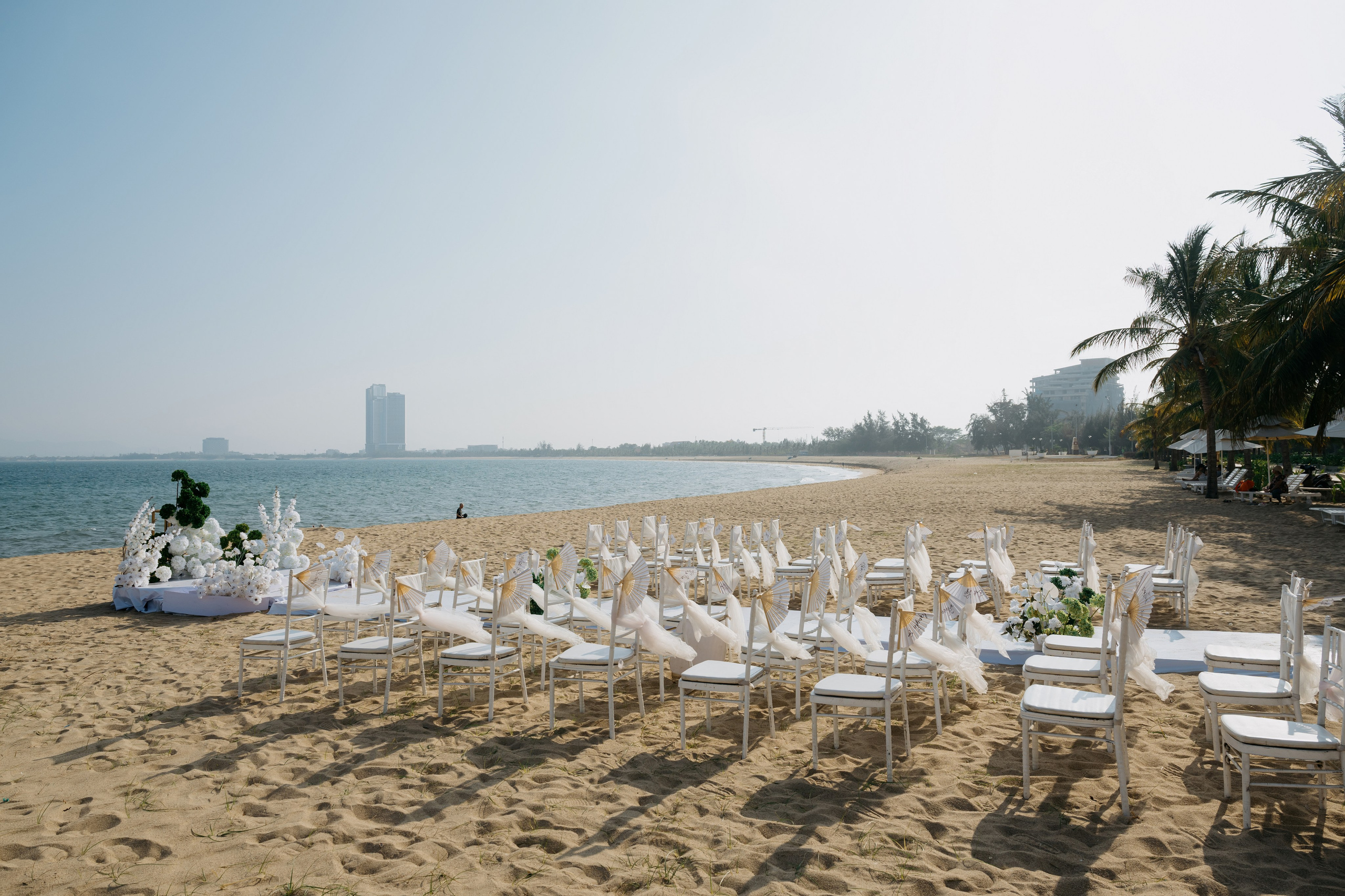 DIEU & THINH/Destination Wedding. Nhiếp ảnh gia đám cưới hàng đầu tại Thành Phố Hồ Chí Minh