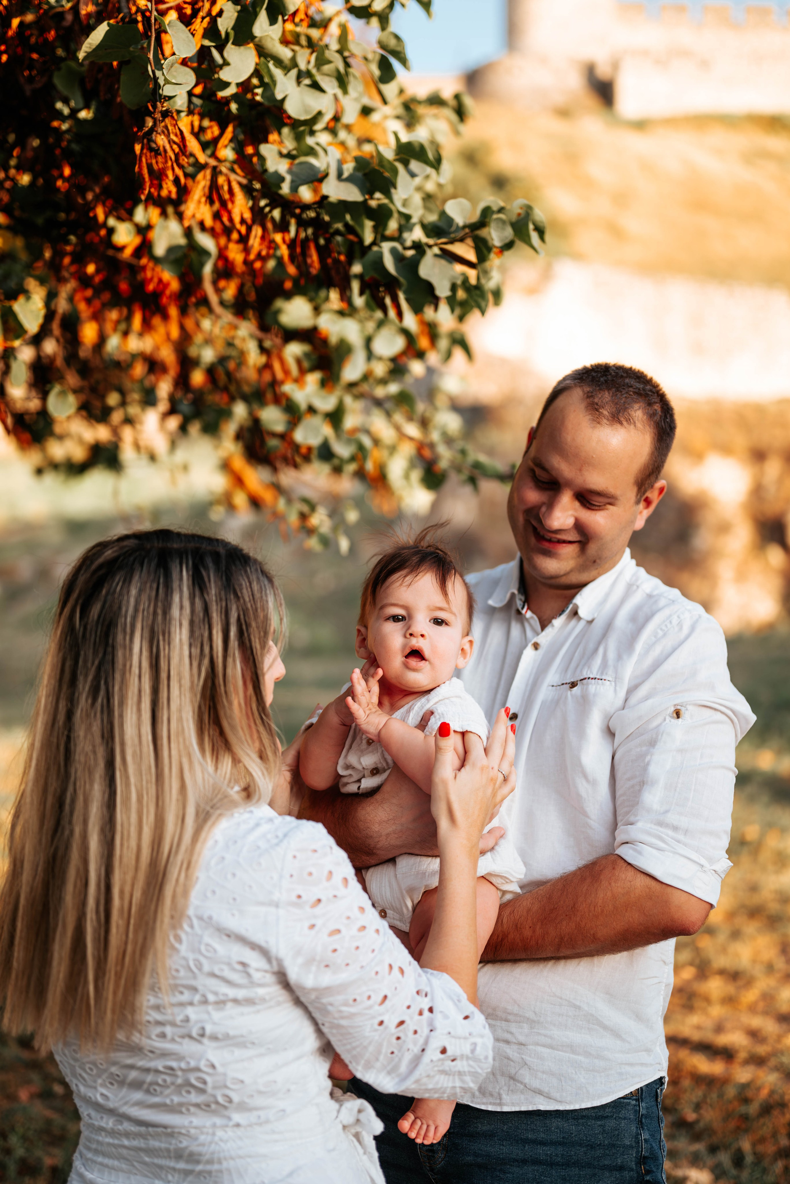 Vuk - porodično fotografisanje u prirodi. Dečiji i porodični fotograf