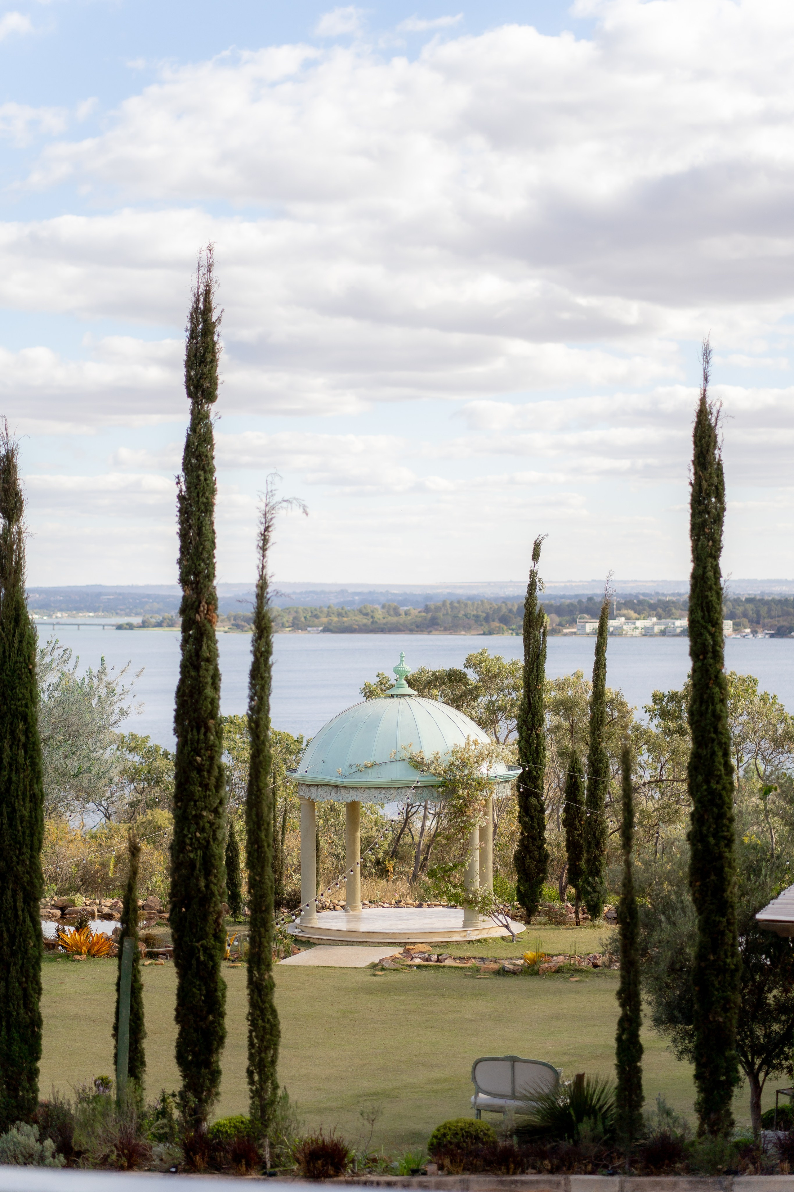 Kamila e Vinícius | Villa Giardini. Fabio Barth — Wedding Photo & Film