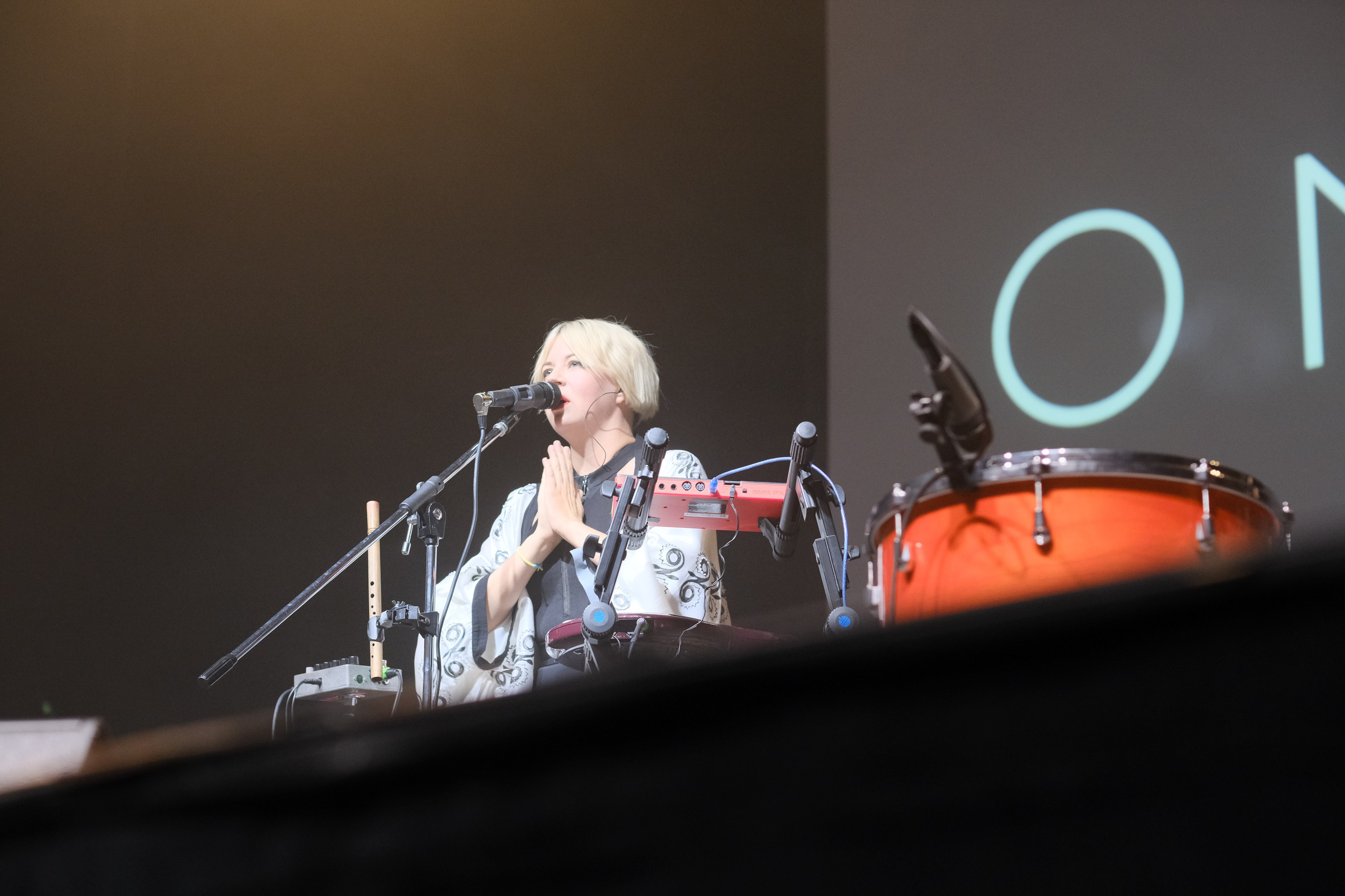 ONUKA. Reportage concert portrait photography in the San Francisco Bay Area