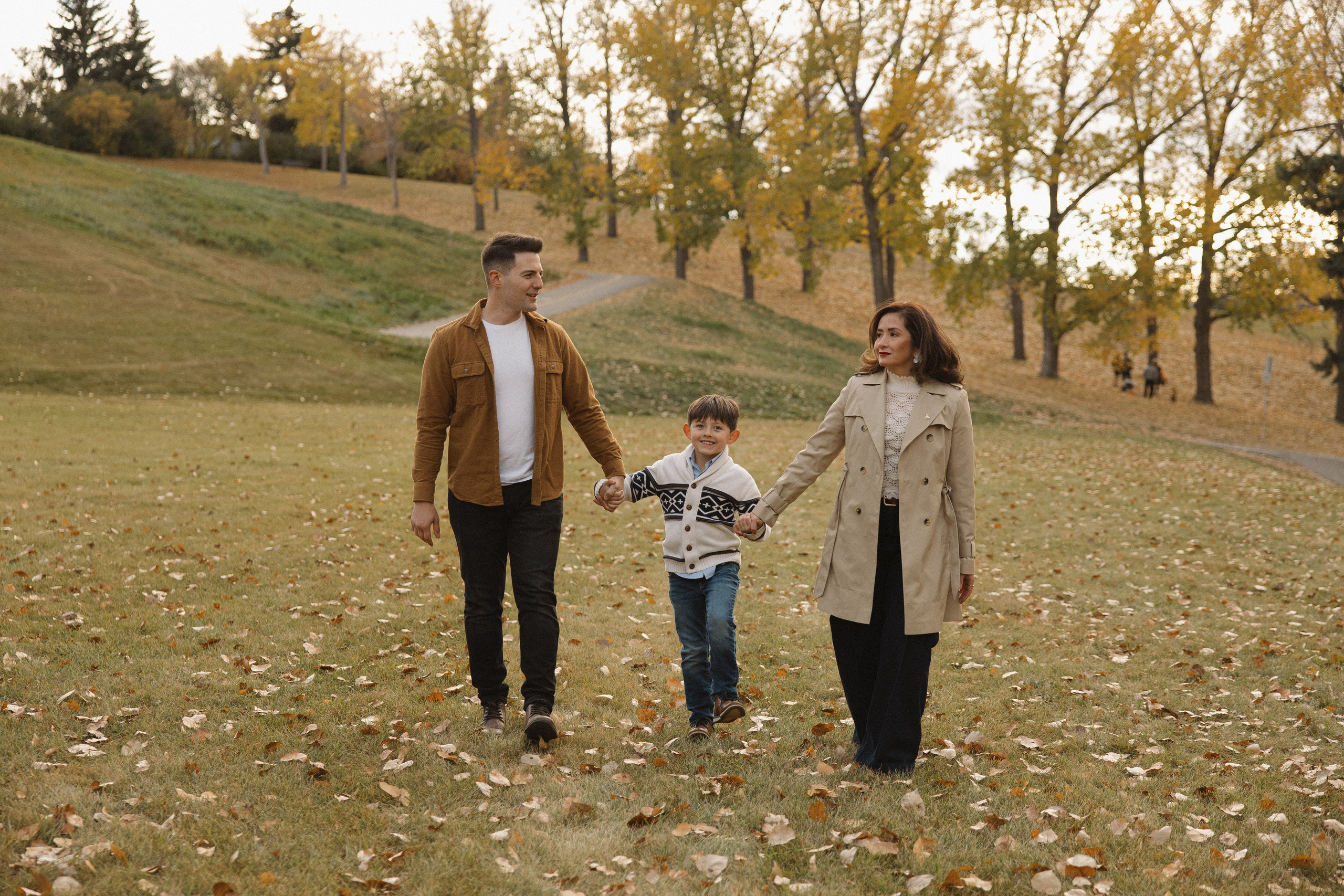 Karen and her beautiful family. Photographer Stanislav Antonov