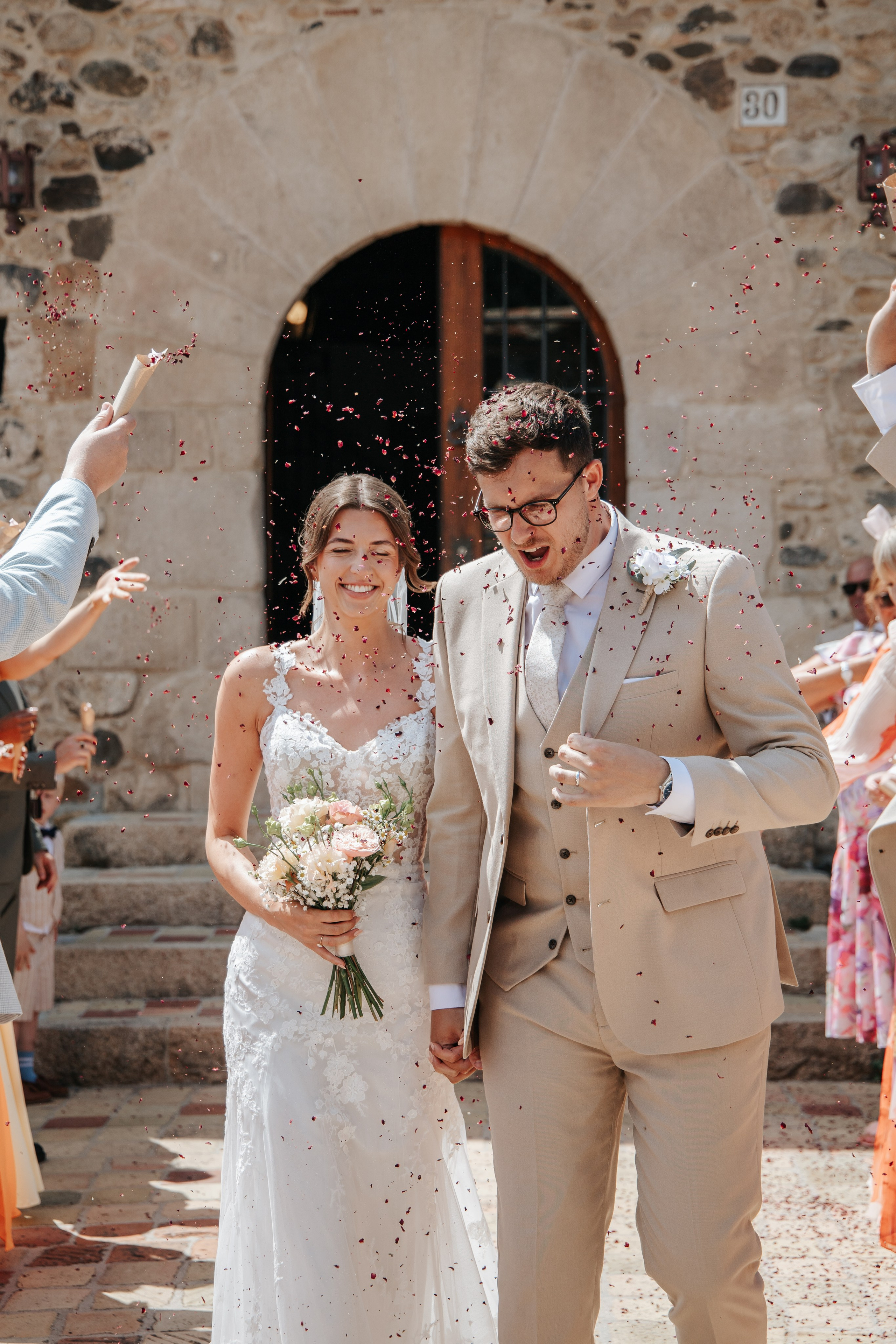 Hollie & Matt, 29/05/2026, Can Jaques. Fotógrafa de bodas en Girona, Costa Brava | Wedding Photographer Evgenia Gruntovaya