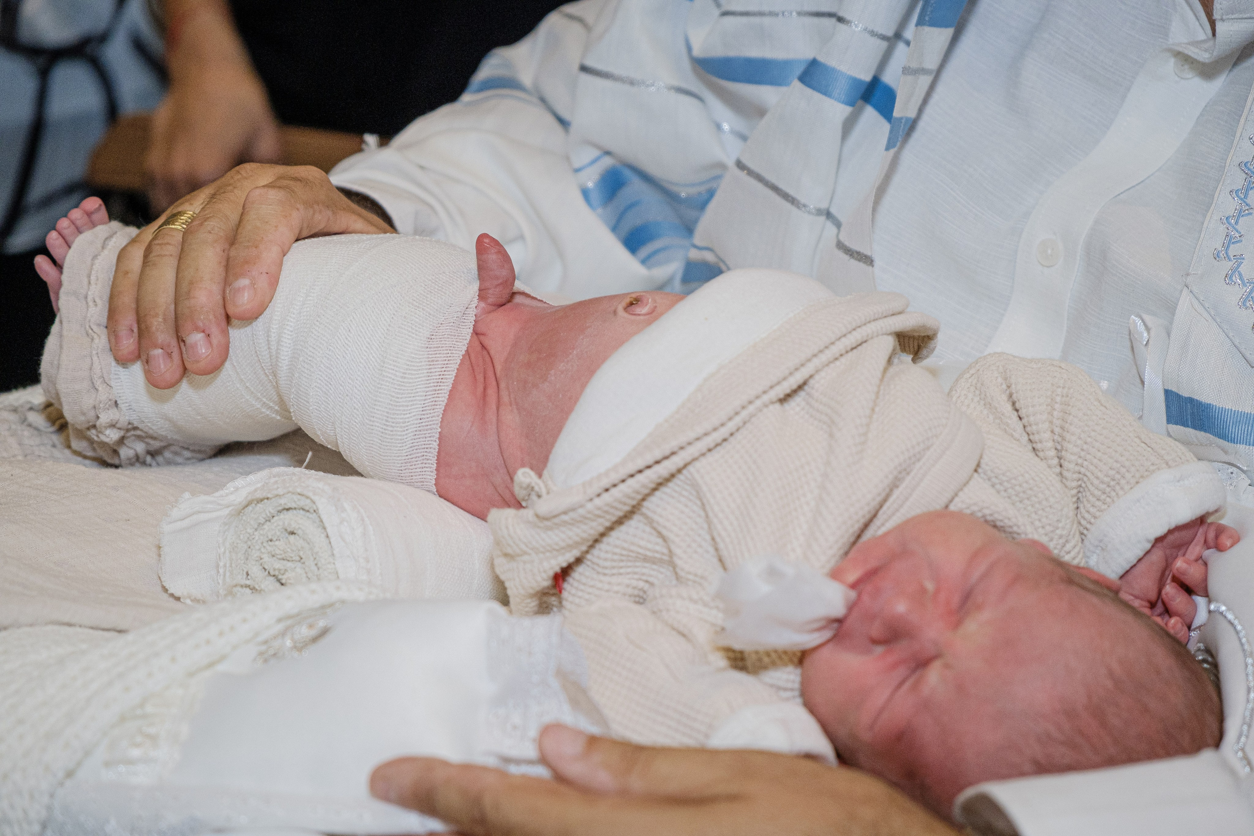 MAY…. Middle East Photo Agency — Photography & Event Magnets — סוכנות צילום והדפסת מגנטים לאירועים