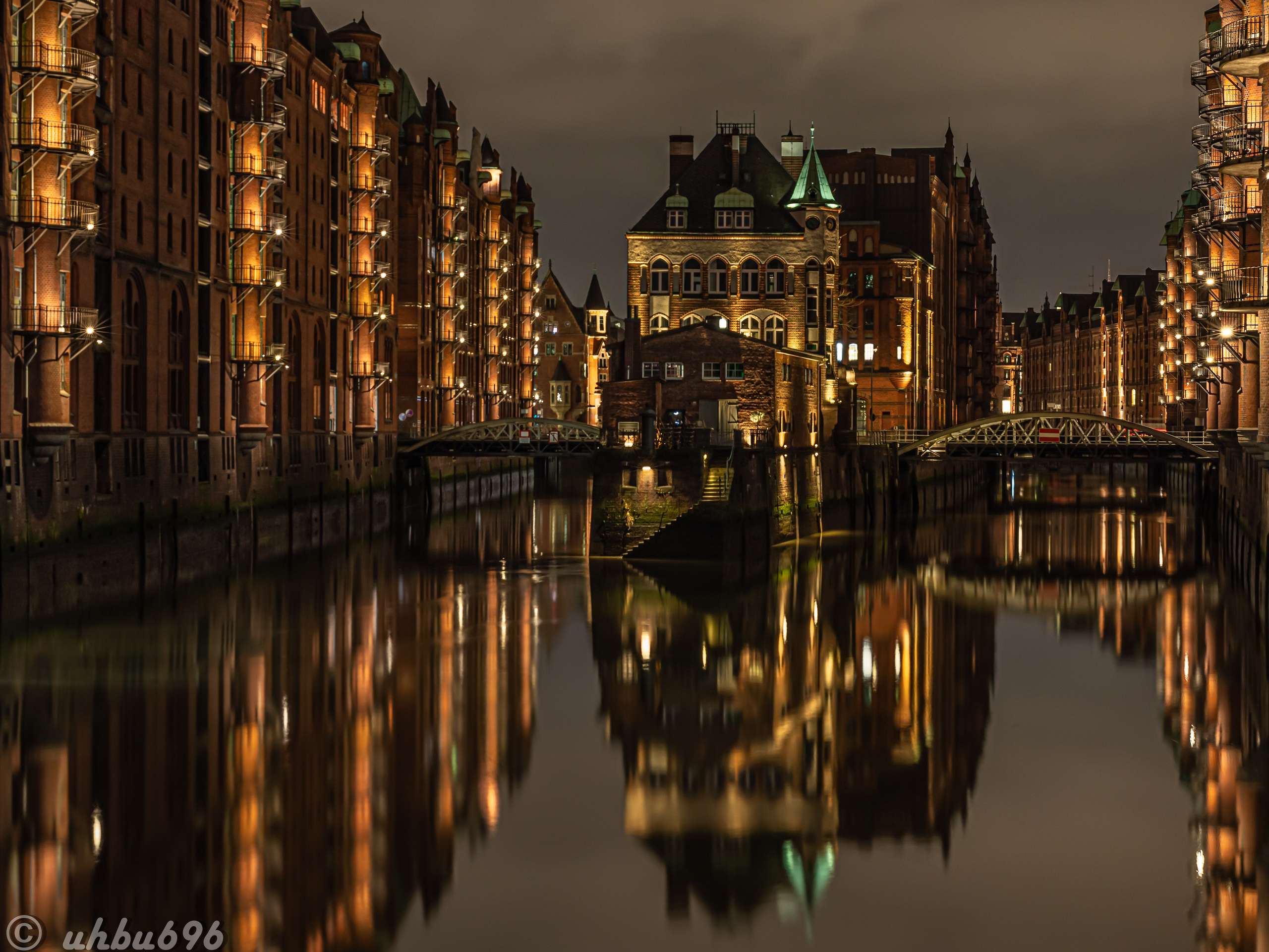 Speicherstadt in Hamburg — Historic Warehouse District by the Water. ReCity — local city news that matter, no noise
