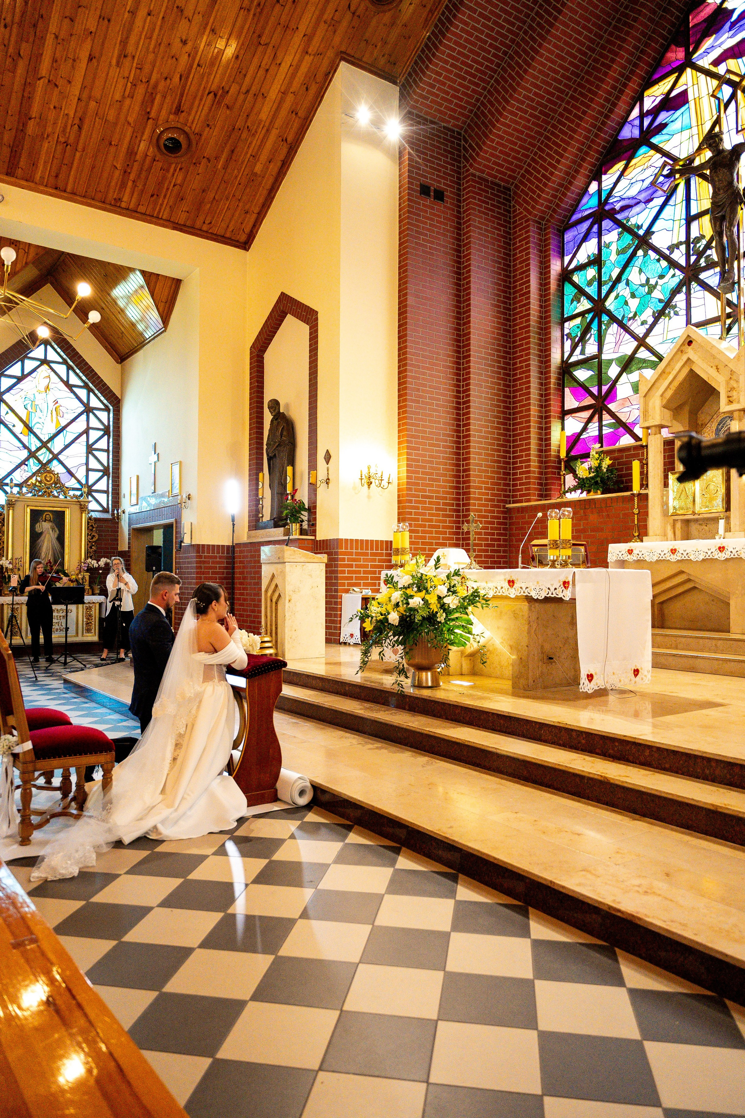 E&N: Zamek w Rzucewie. SL Wedding Photo — Editorial, Elegant & Timeless Wedding Photography in Poland and Across Europe