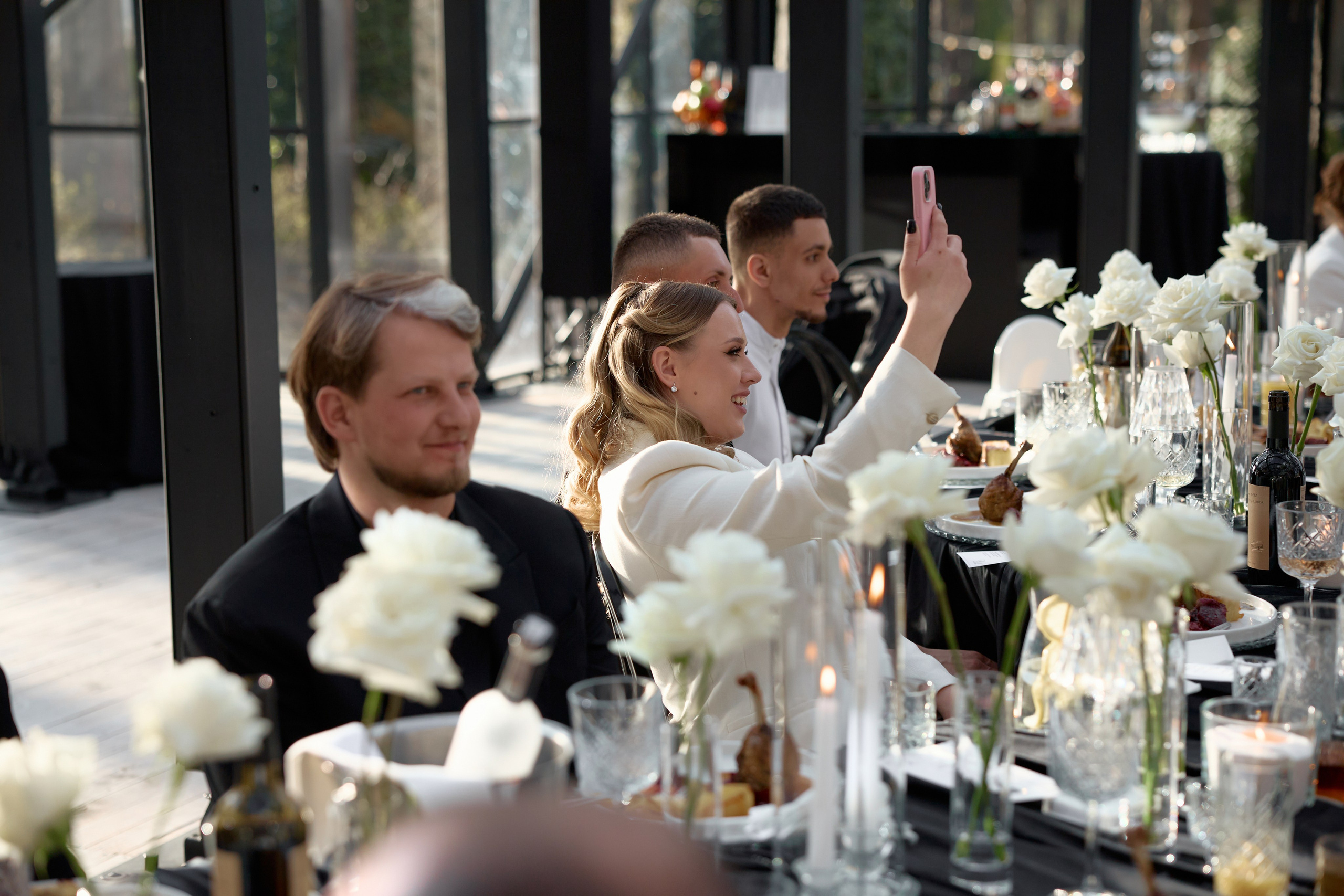 Natalia & Roman. Dworek przy lesie. Fotograf ślubny i rodzinny w Krakowie Yana Klymova