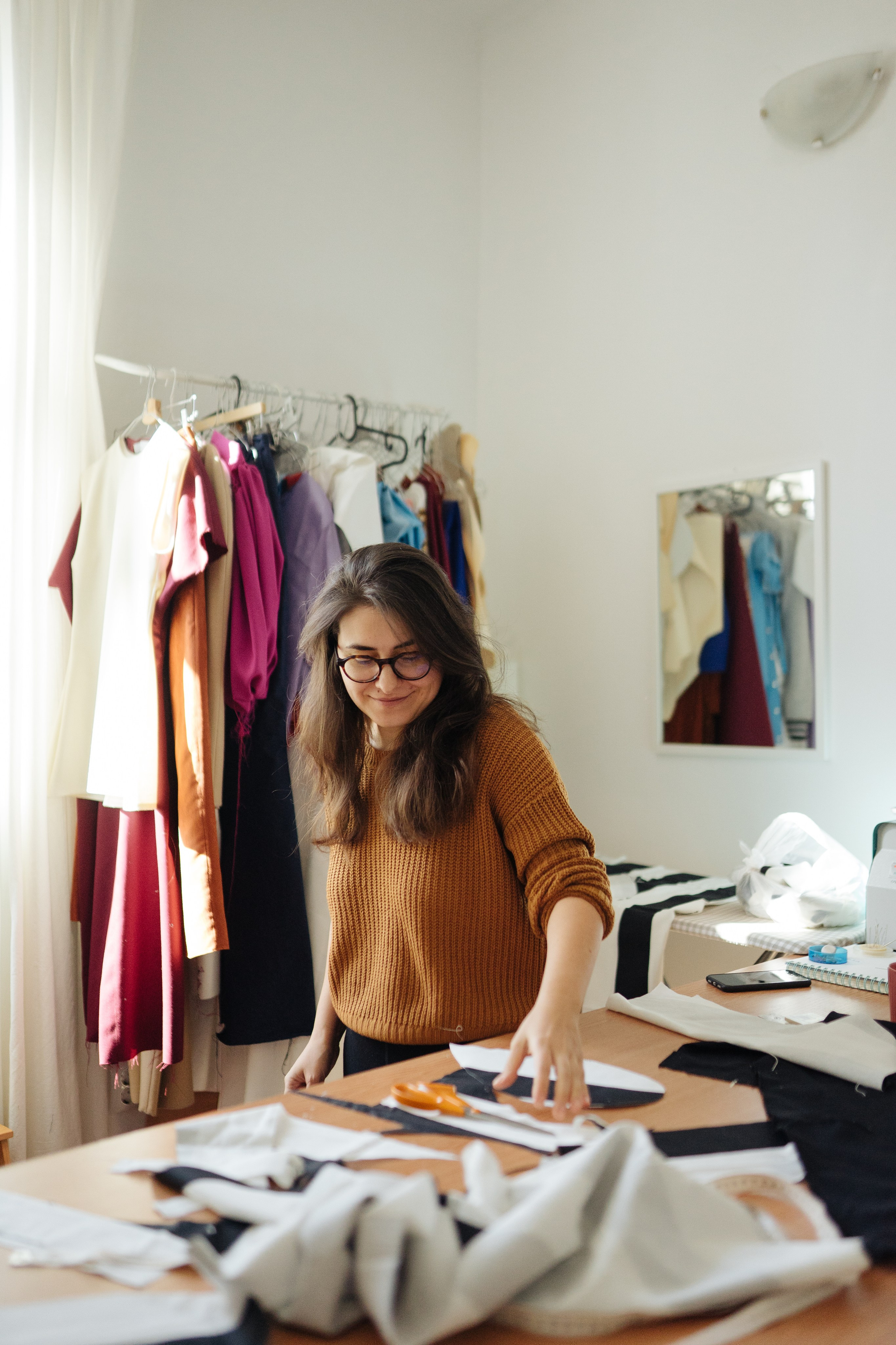 Fotografie de Portret Brașov | Artist Mădălina Beda. Madalina Beda- Artist vizual, fotograf, doula la nastere, consultant babywearing Brasov si in toata tara