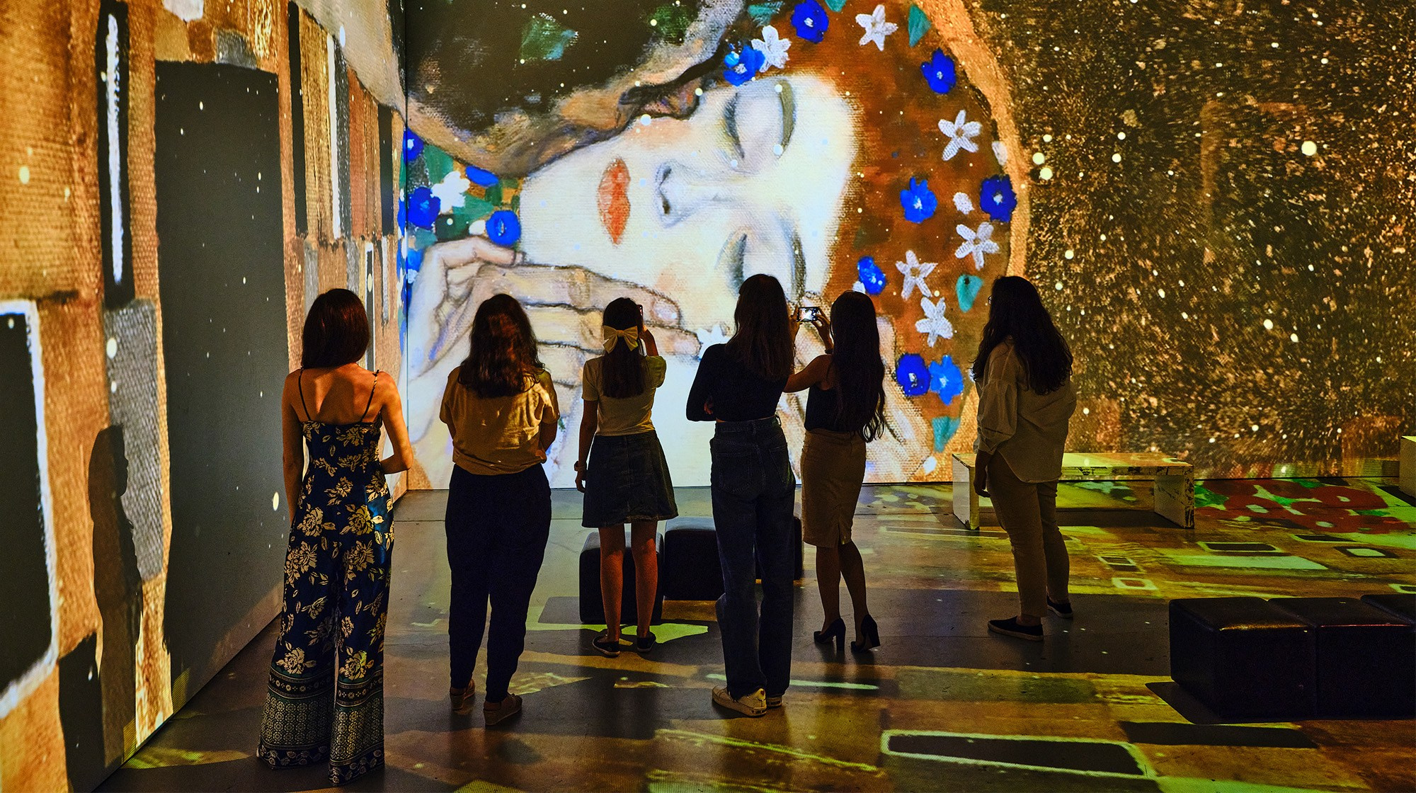 Старая # ABOUT US. CREATIVE SHELL BANGKOK