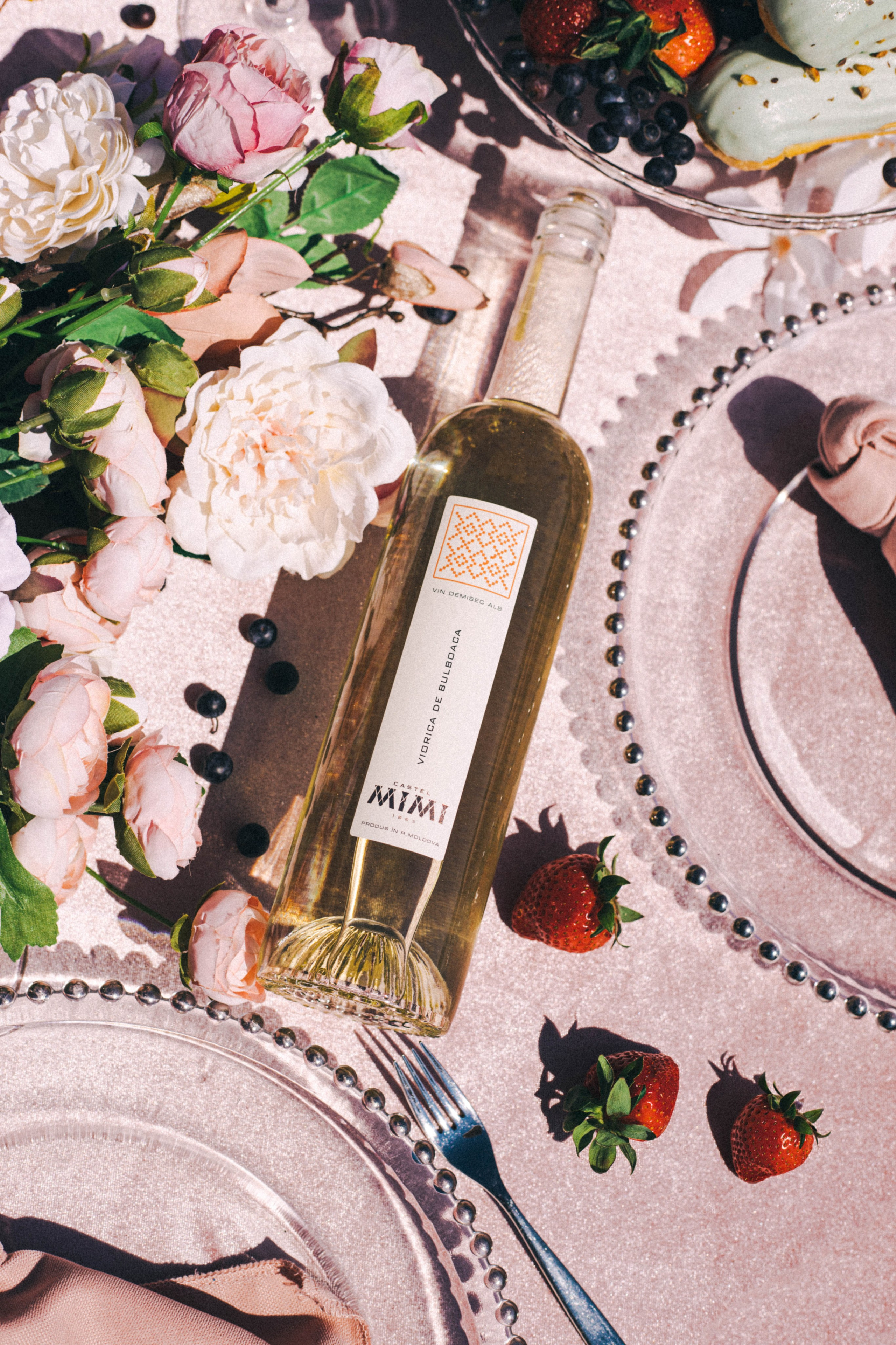 MiMi & Terasele Hagimus. Captured by Hallovud