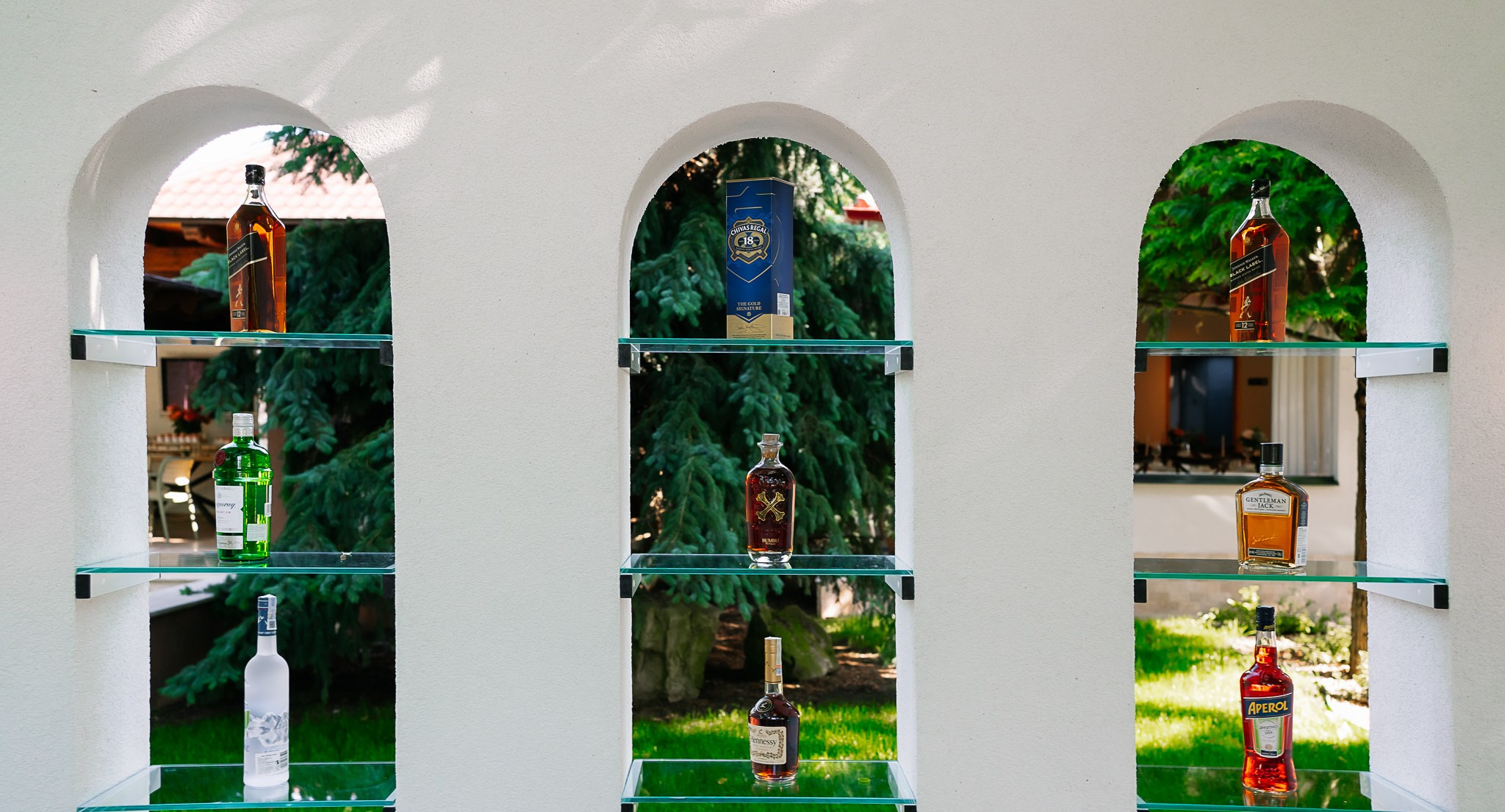 Cristina & Alex. Wedding and Event Photographer— Bucharest, Romania