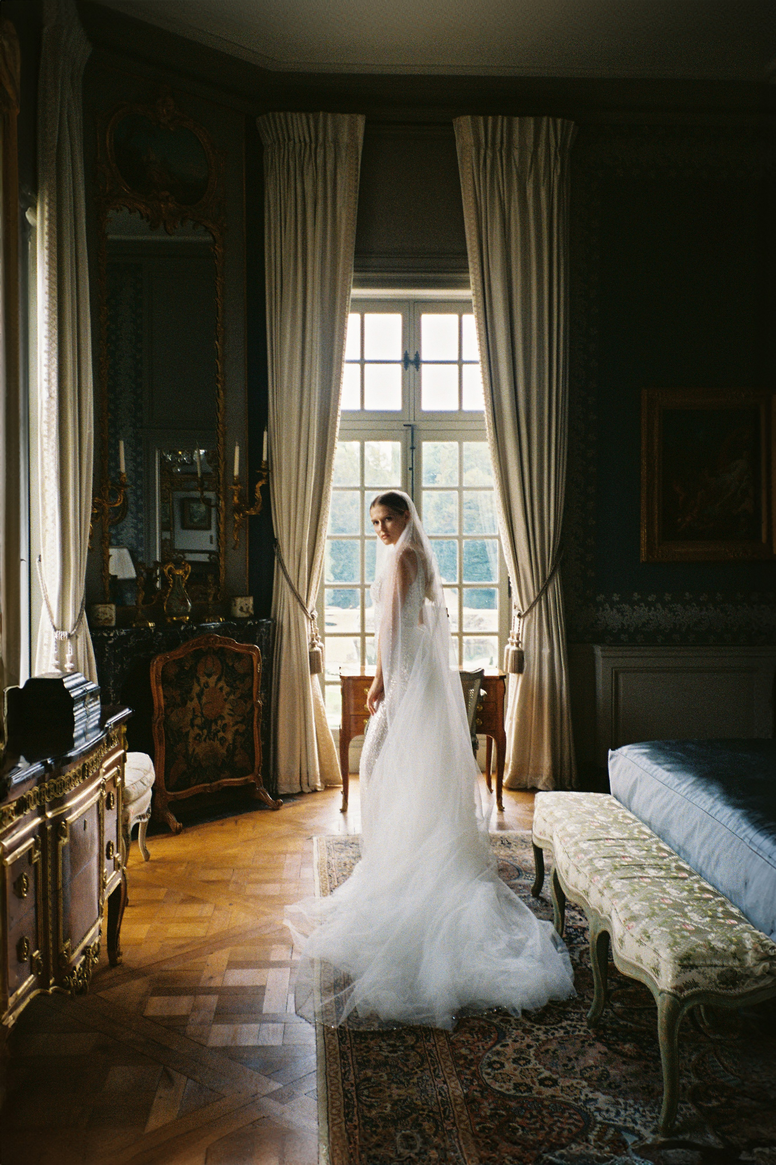 A luxury wedding at Chateau de Villette, just 40 minutes from Paris, captured entirely on film photography