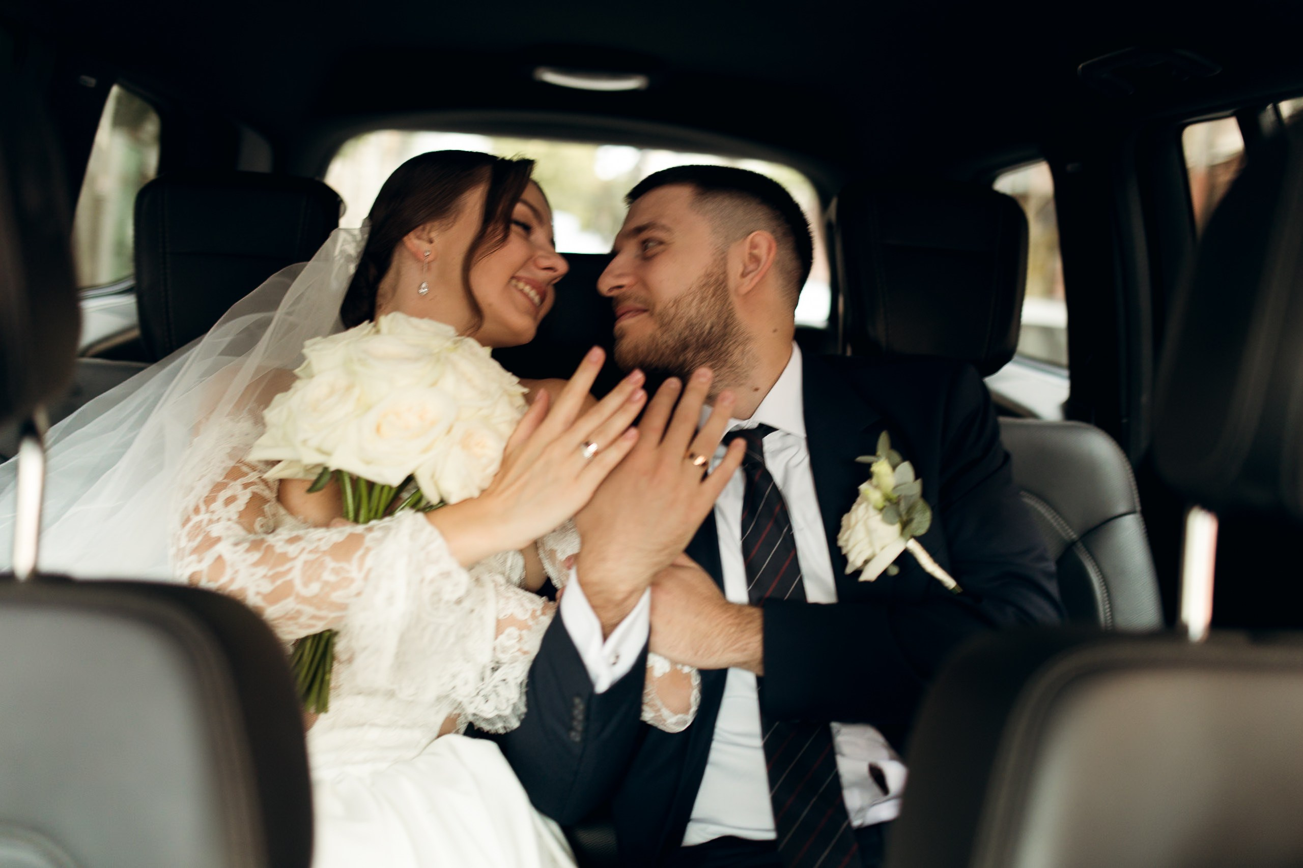 Денис & Каріна. Wedding photographer in Georgia