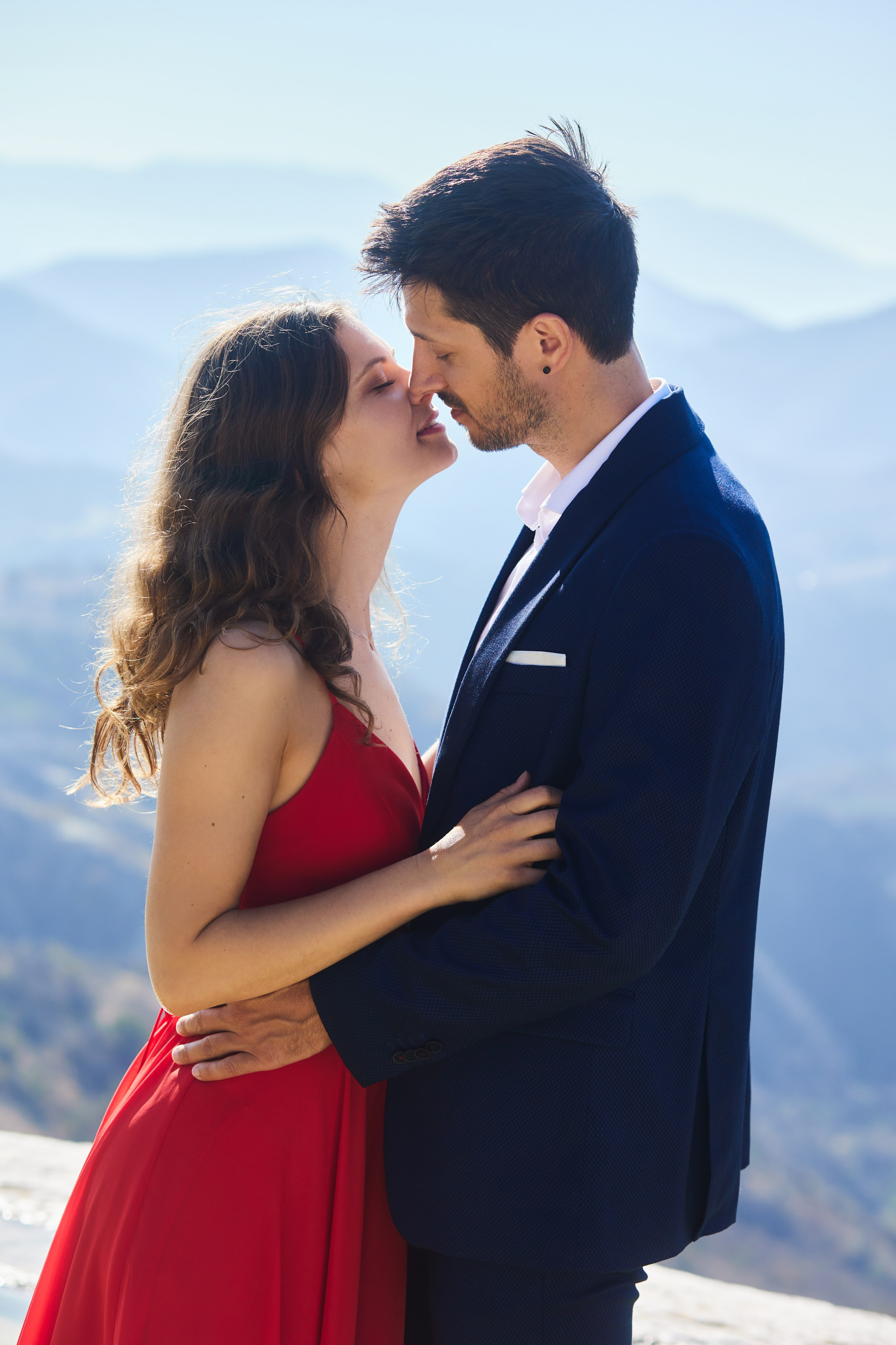 Love in Mexico. Amazing photo session at a time convenient for you. Y