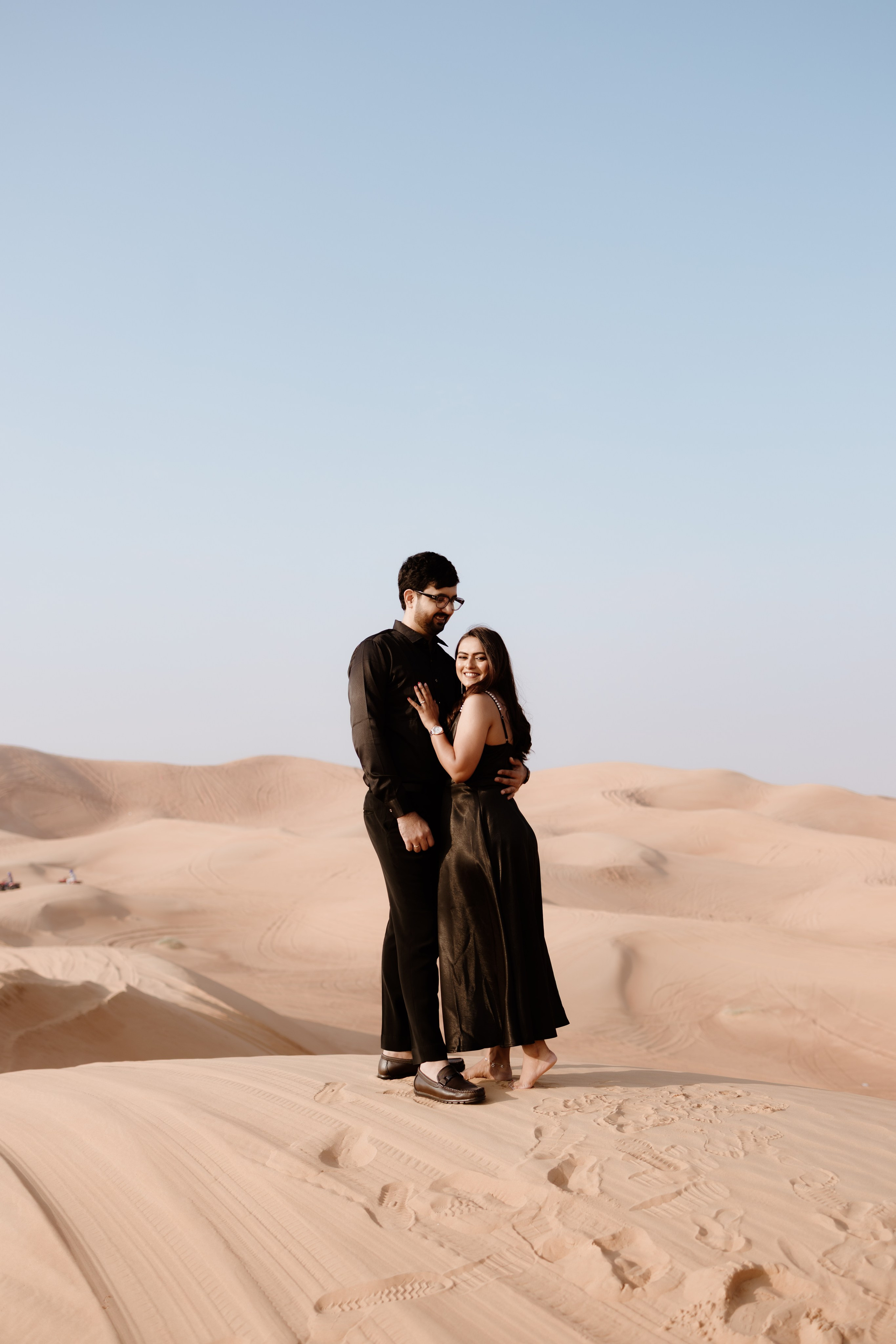COUPLE SESSIONS. Love Emotions Weddings