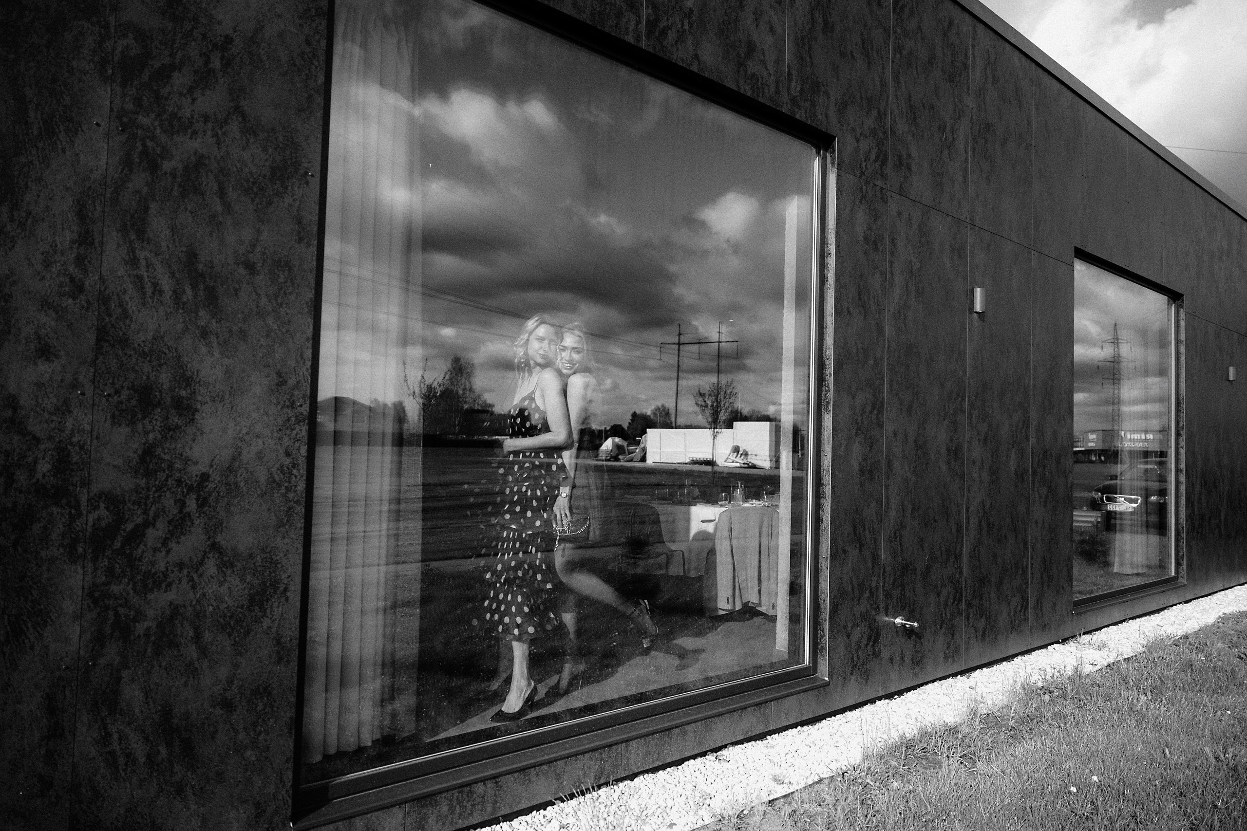 Elegant Birthday Photography | Jana’s Celebration with Friends in Evening Dresses at a Stunning Venue. Evgeny Timofeyev | Wedding & Content photographer and videographer